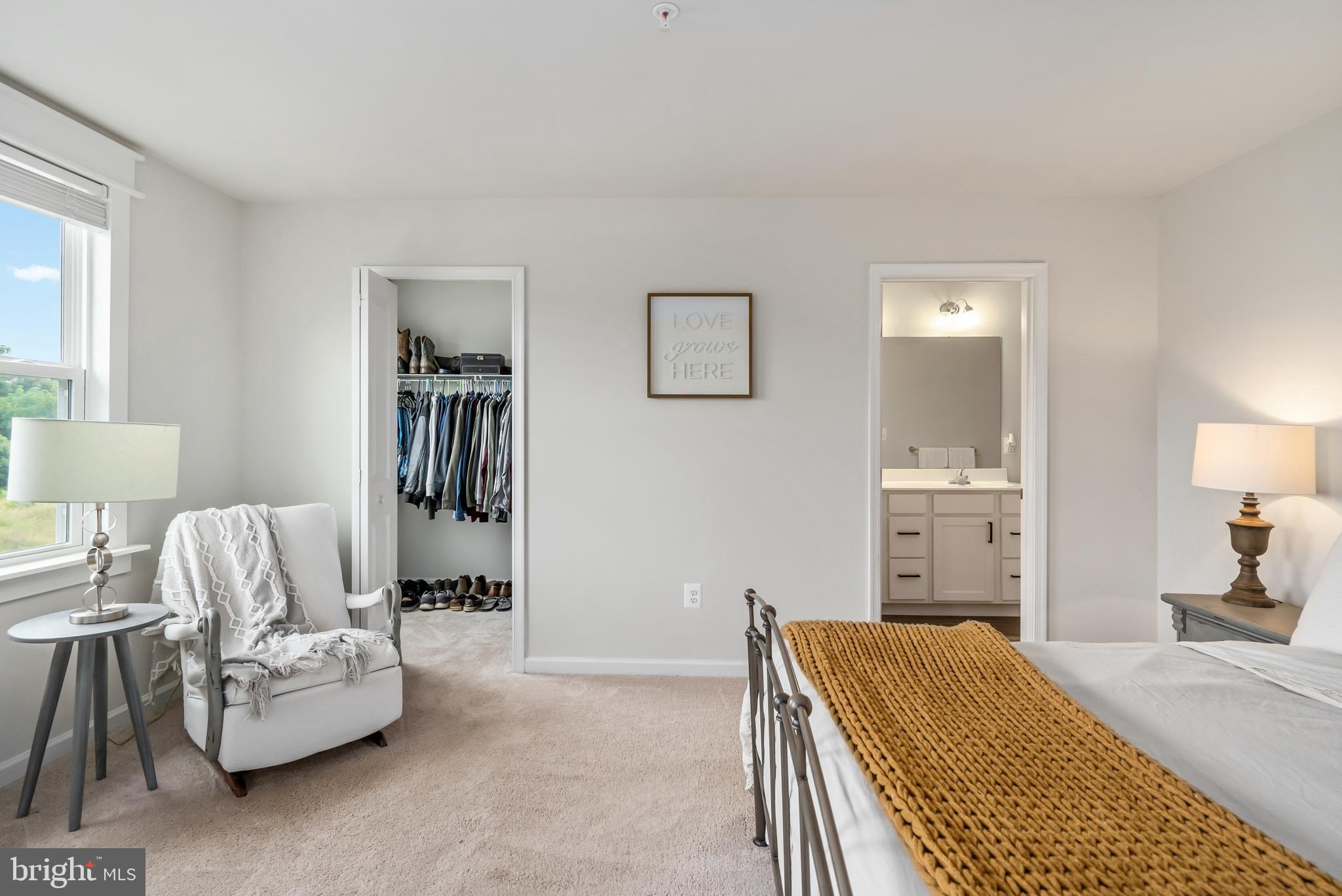 MEADE'S CROSSING - Residential