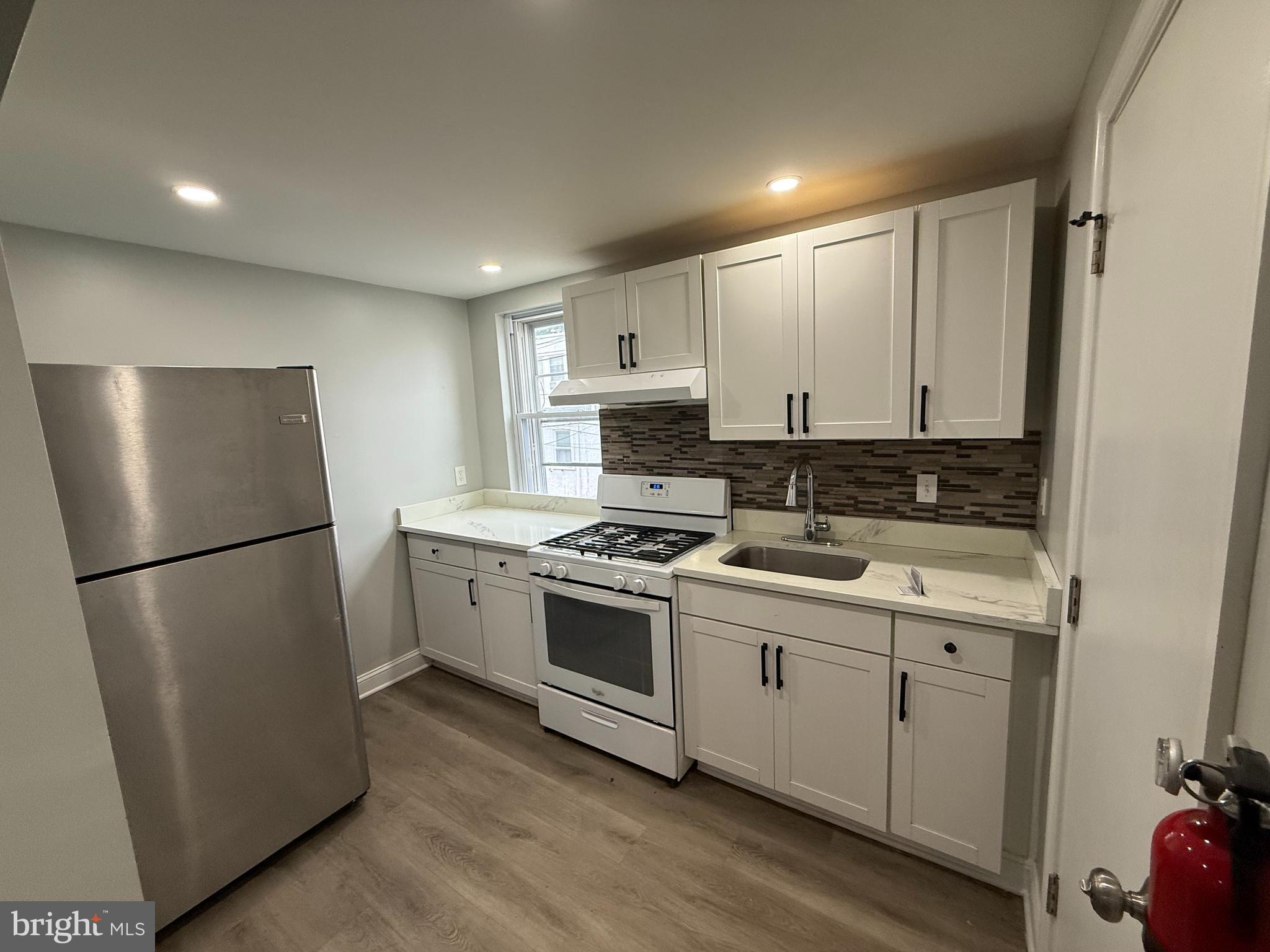 STONEHURST - Residential Lease