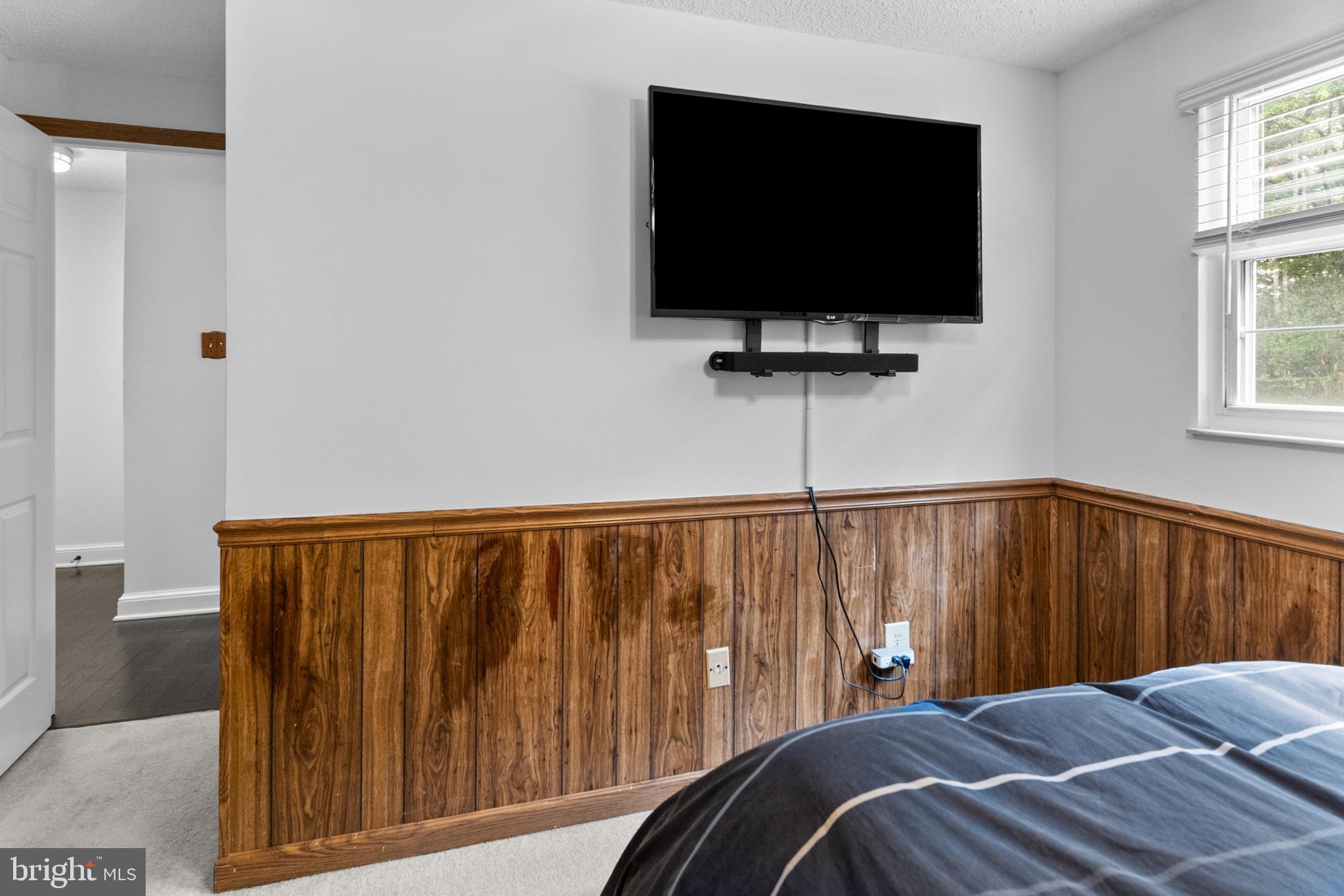 NEWINGTON FOREST - Residential Lease