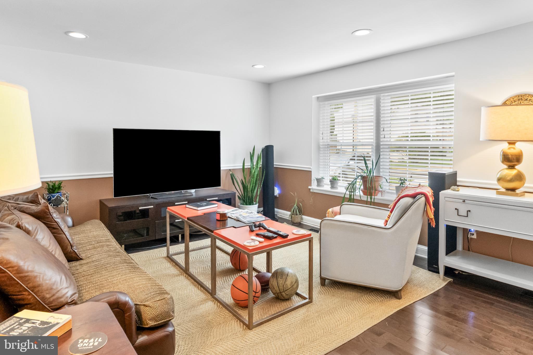 NEWINGTON FOREST - Residential Lease