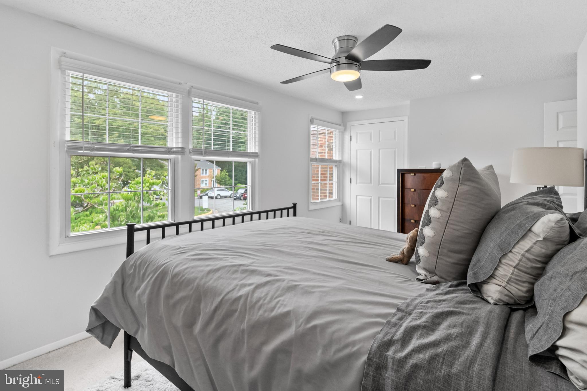 NEWINGTON FOREST - Residential Lease