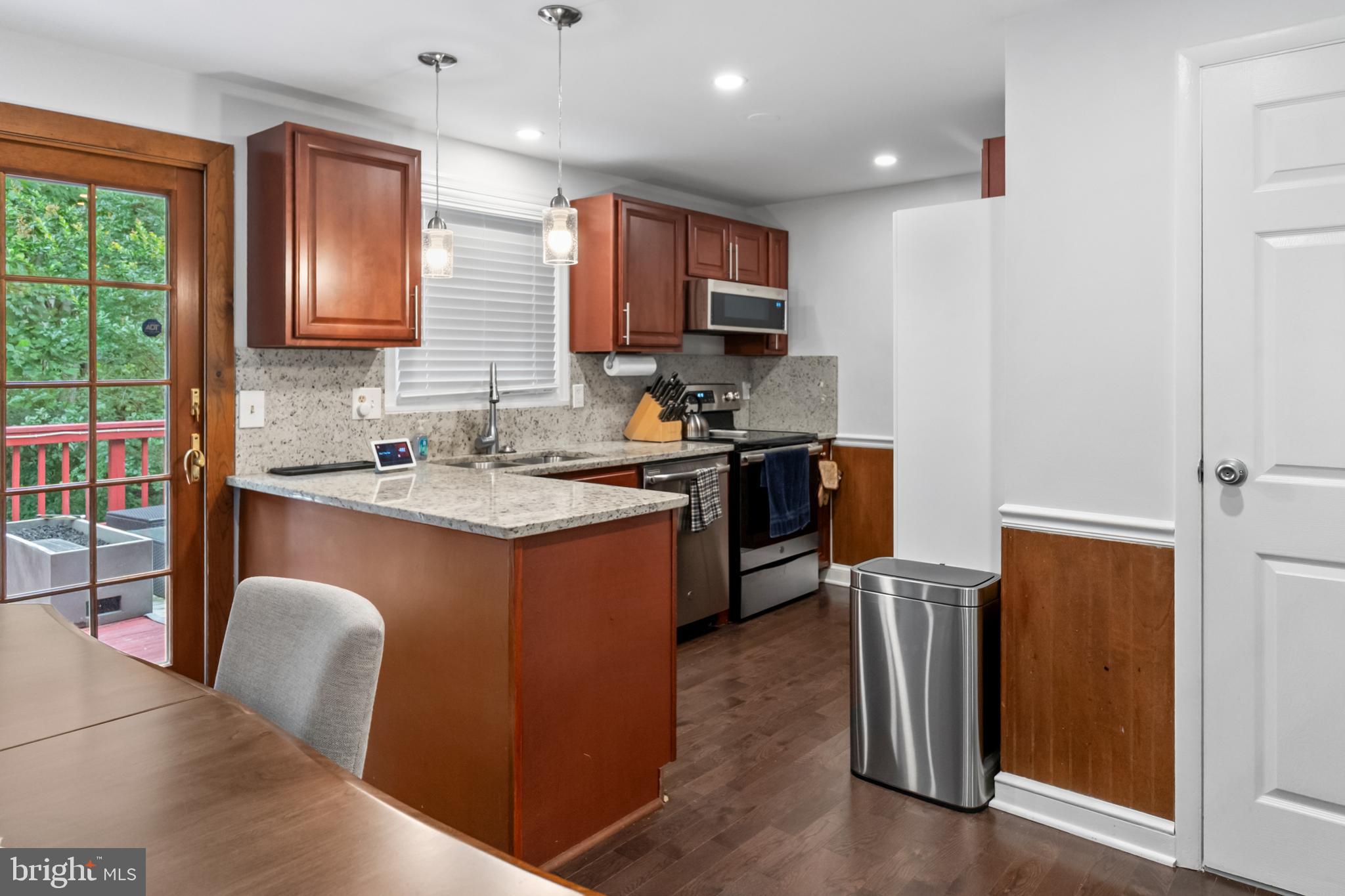 NEWINGTON FOREST - Residential Lease