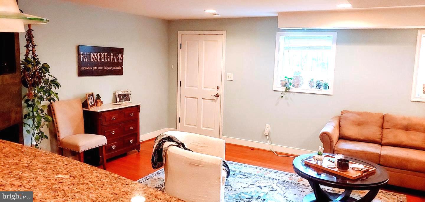 807 MARYLAND AVENUE 807 NE A