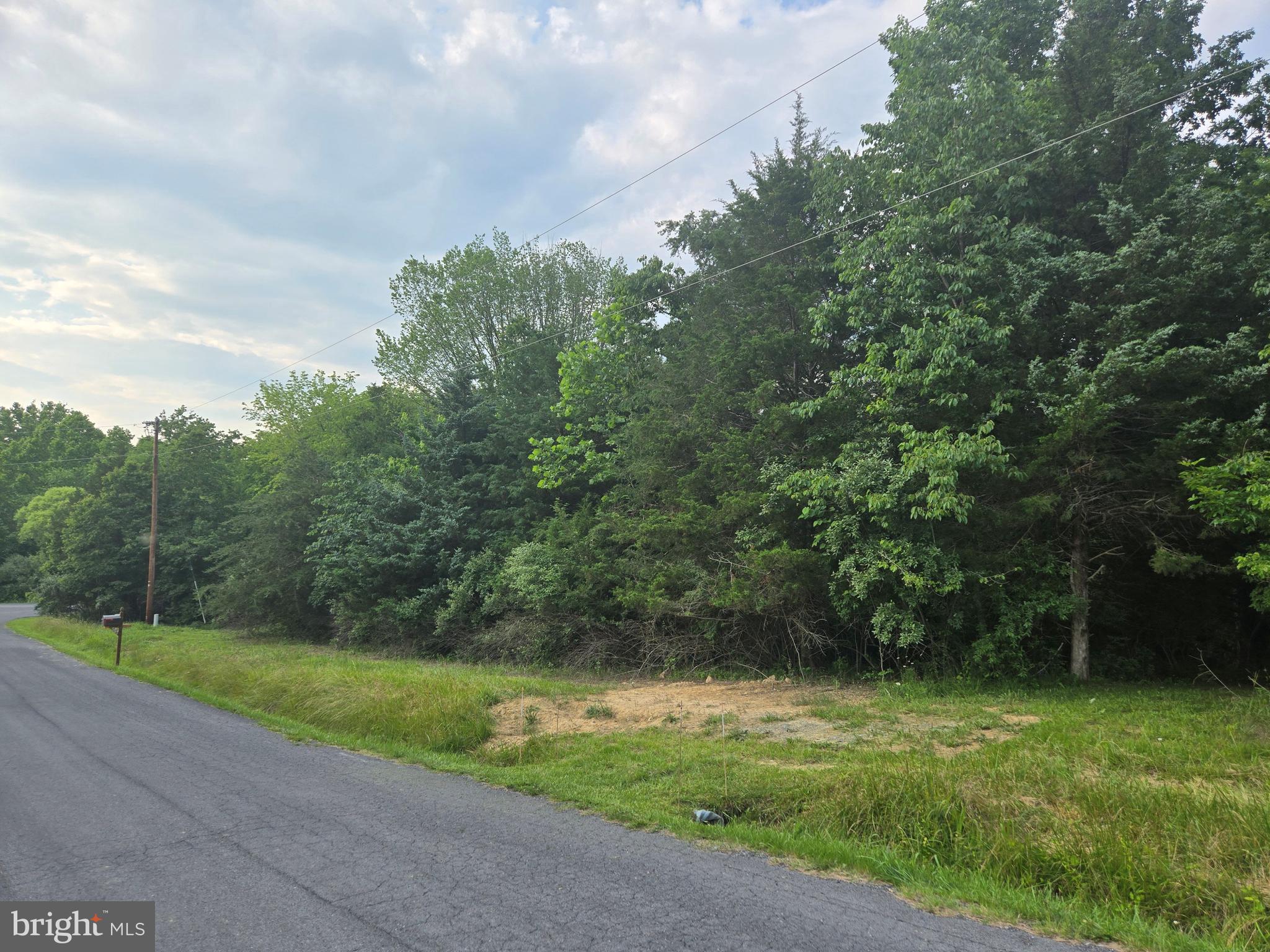 LEISURE POINT - Land