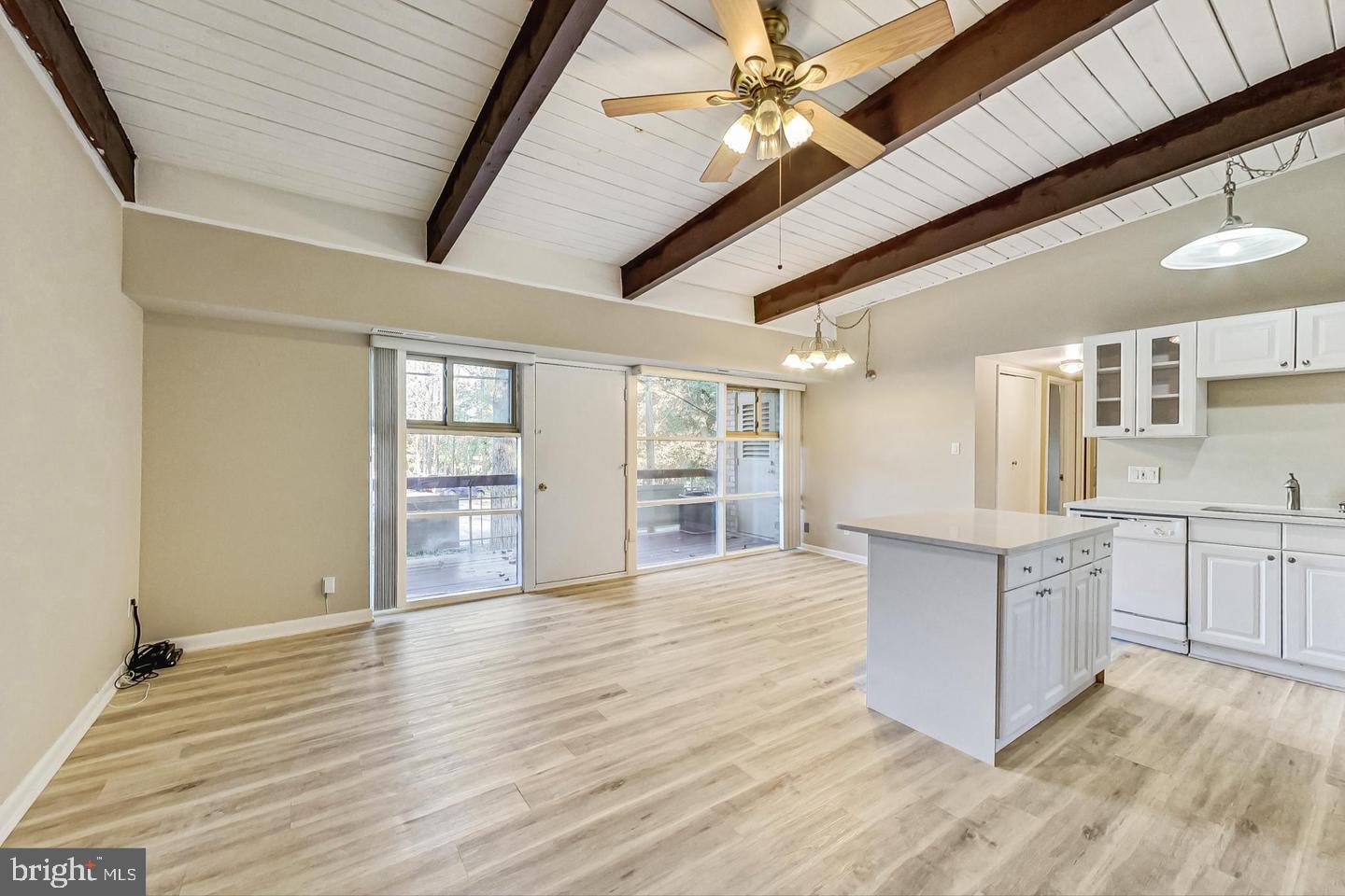 FAIRFAX HERITAGE - Residential Lease