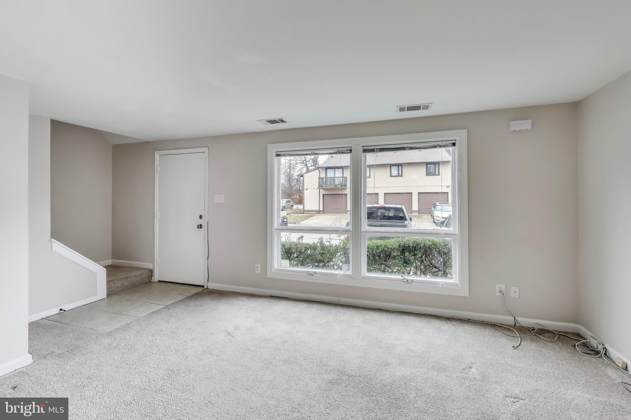 WOODSIDE SQUARE - Residential