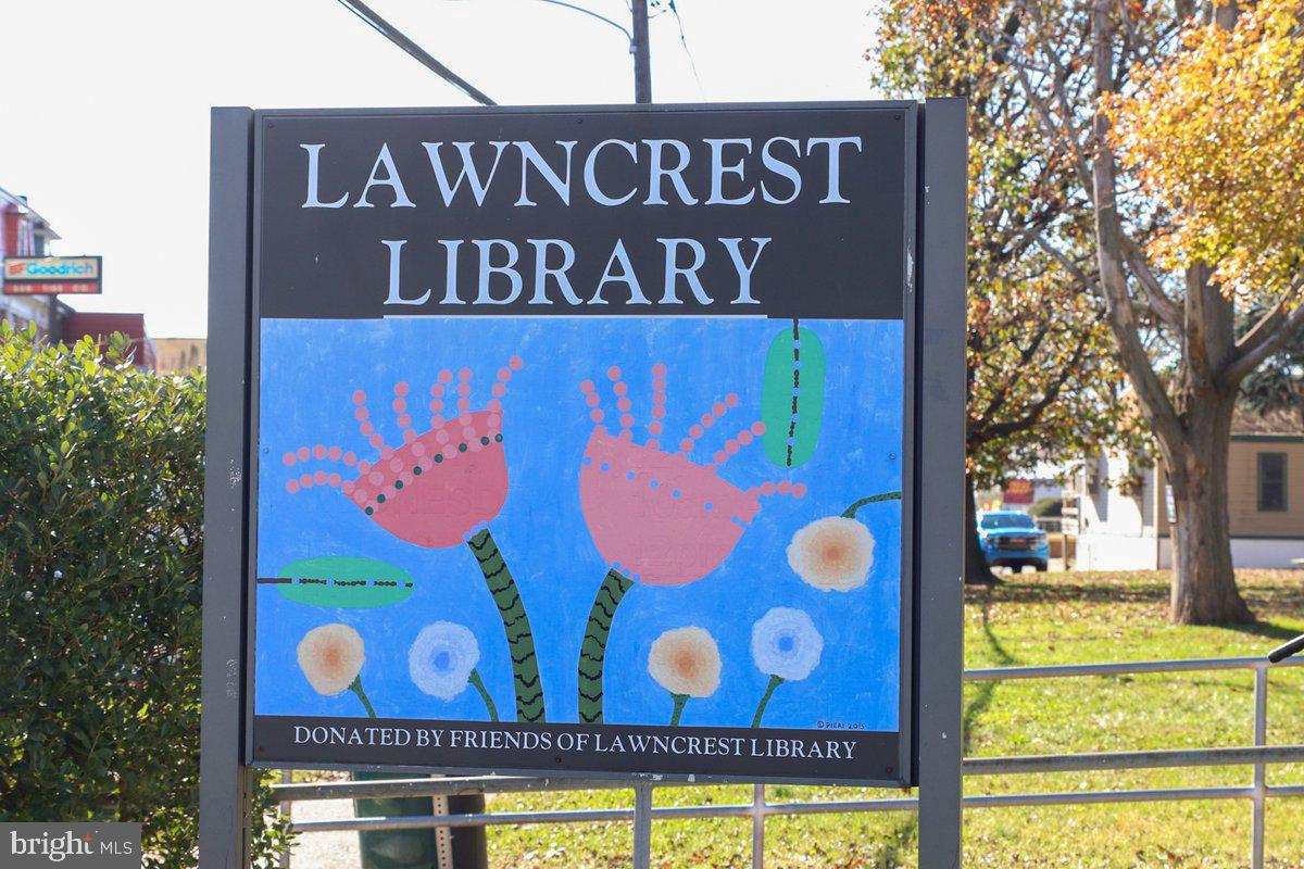LAWNCREST - Residential