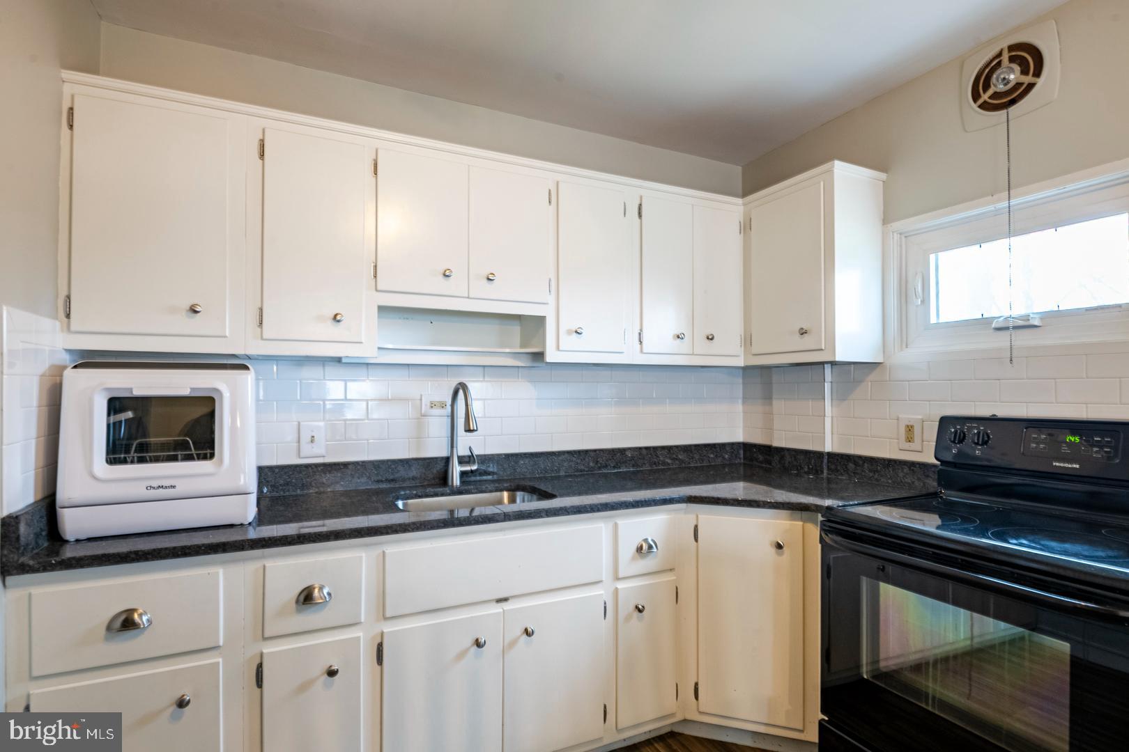 MIFFLIN PARK - Residential