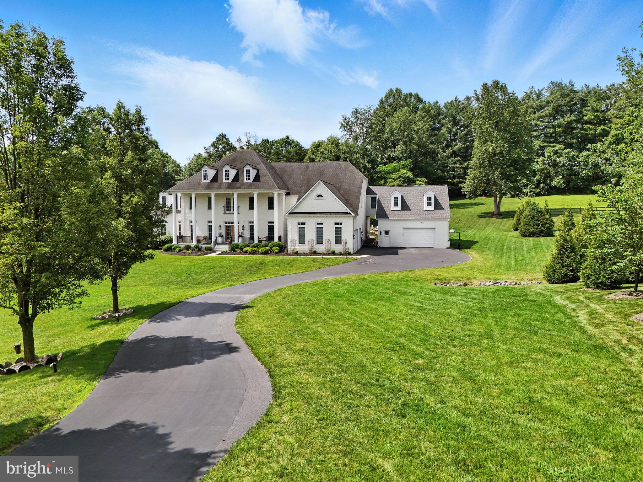 2506 COULTER LANE