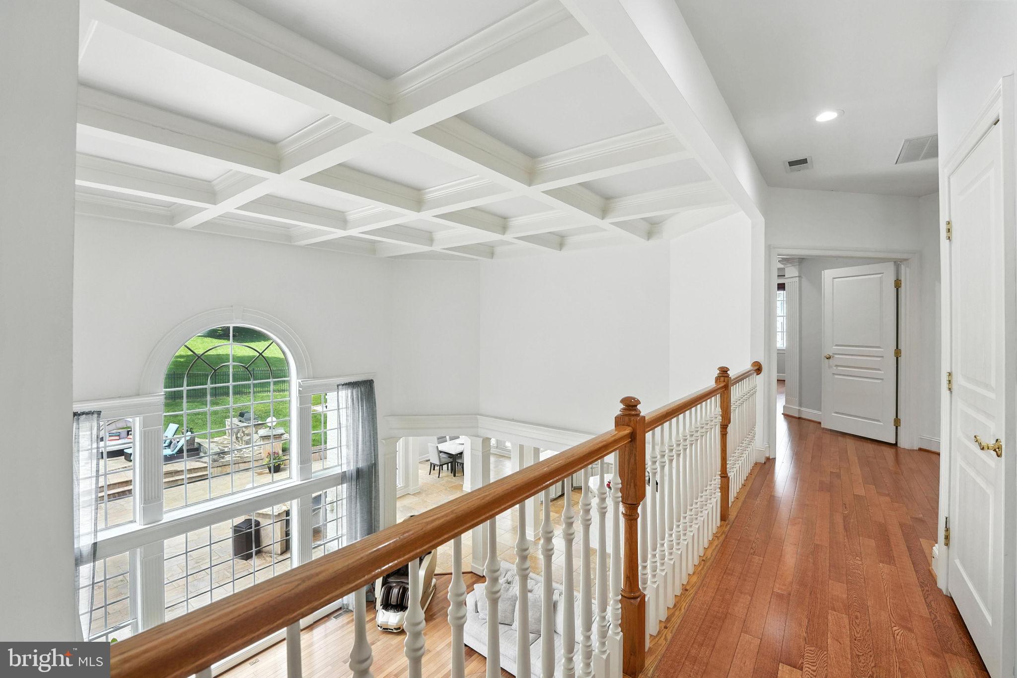 OAKTON HOLLOWS - Residential