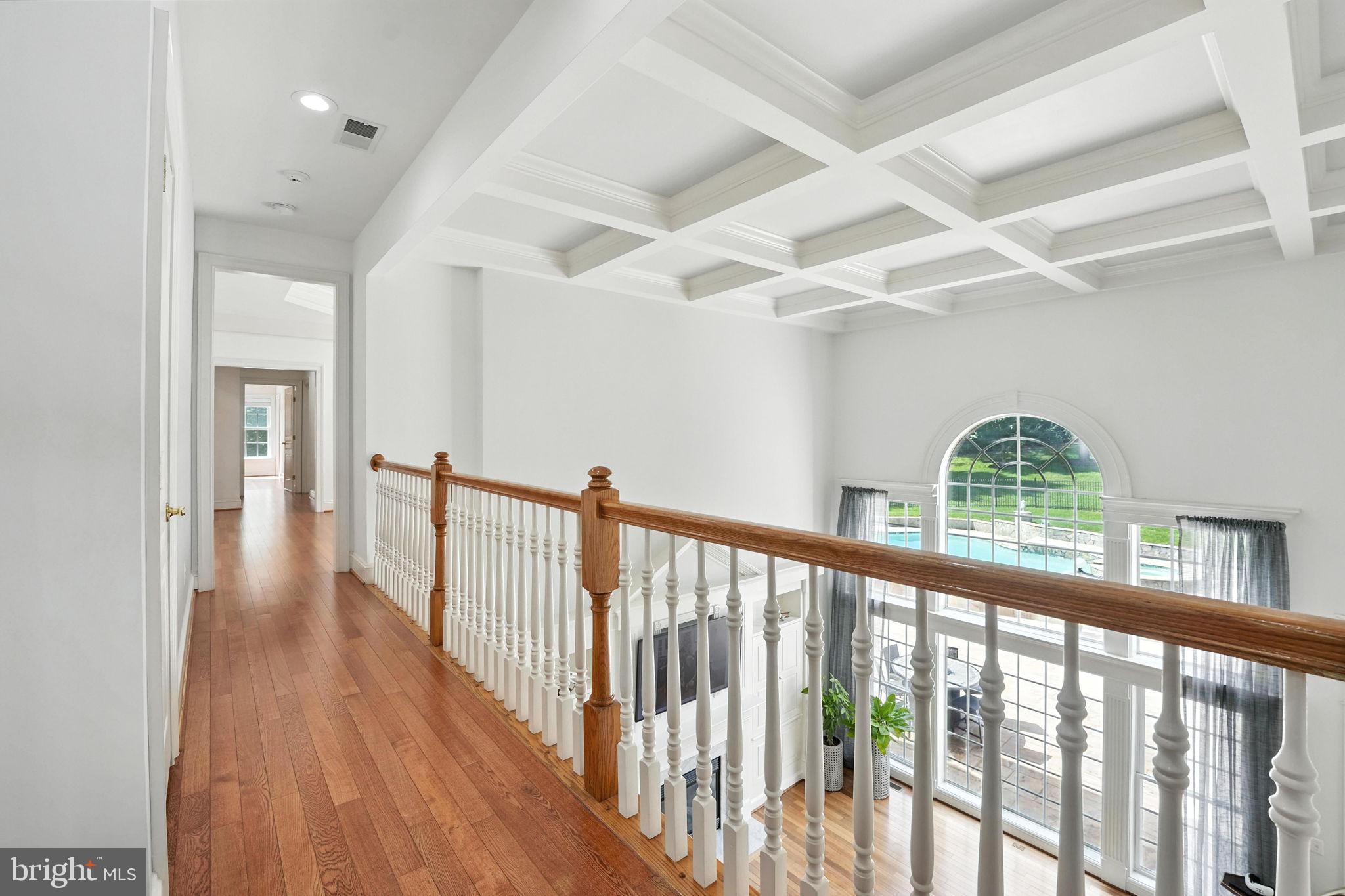 OAKTON HOLLOWS - Residential