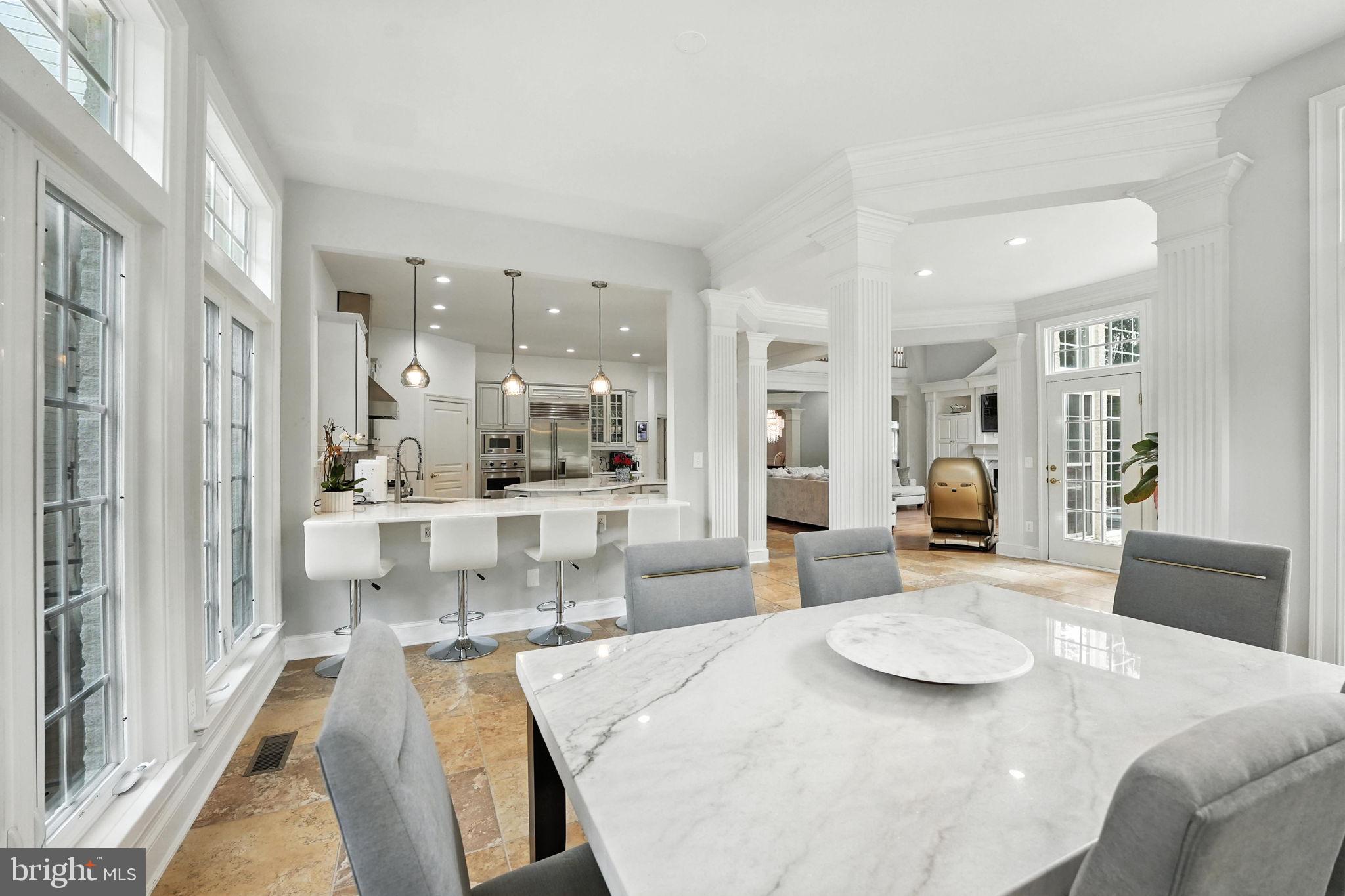 OAKTON HOLLOWS - Residential