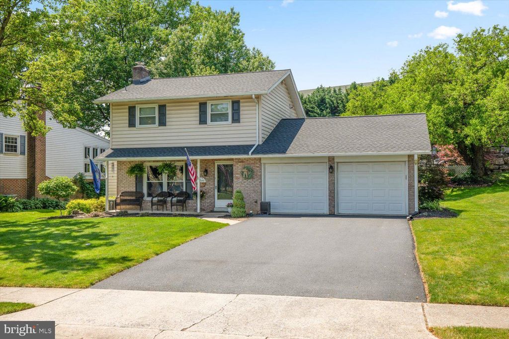 Photo of 2126 Coventry Road, Lancaster, PA 17601 (MLS # PALA2051070)