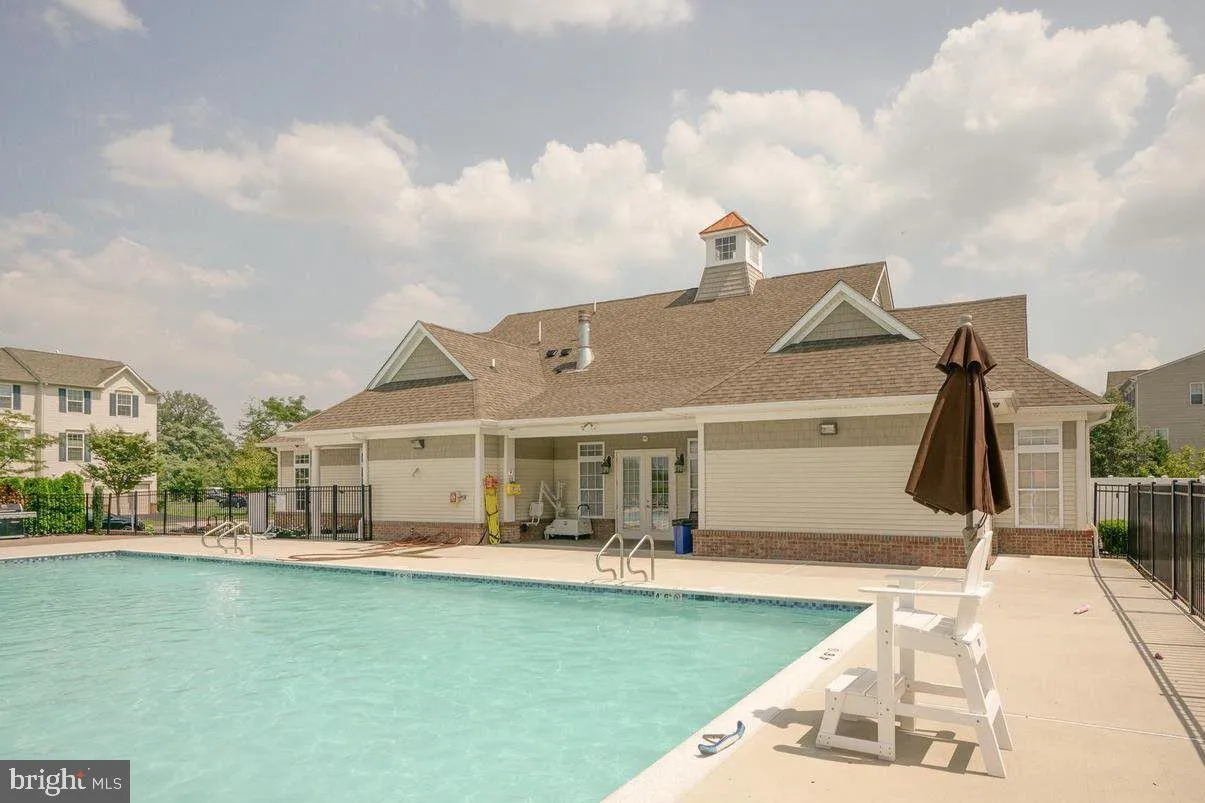 Cinnaminson, New Jersey 08077, United States, 3 Bedrooms Bedrooms, ,3 BathroomsBathrooms,Residential,Active,190166