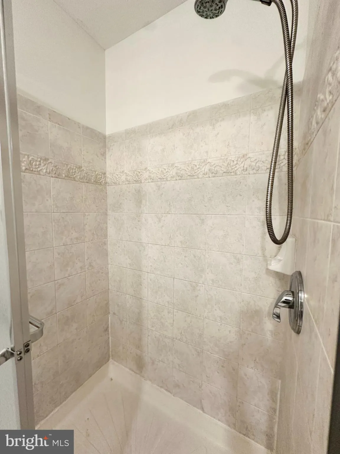 Cinnaminson, New Jersey 08077, United States, 3 Bedrooms Bedrooms, ,3 BathroomsBathrooms,Residential,Active,190166