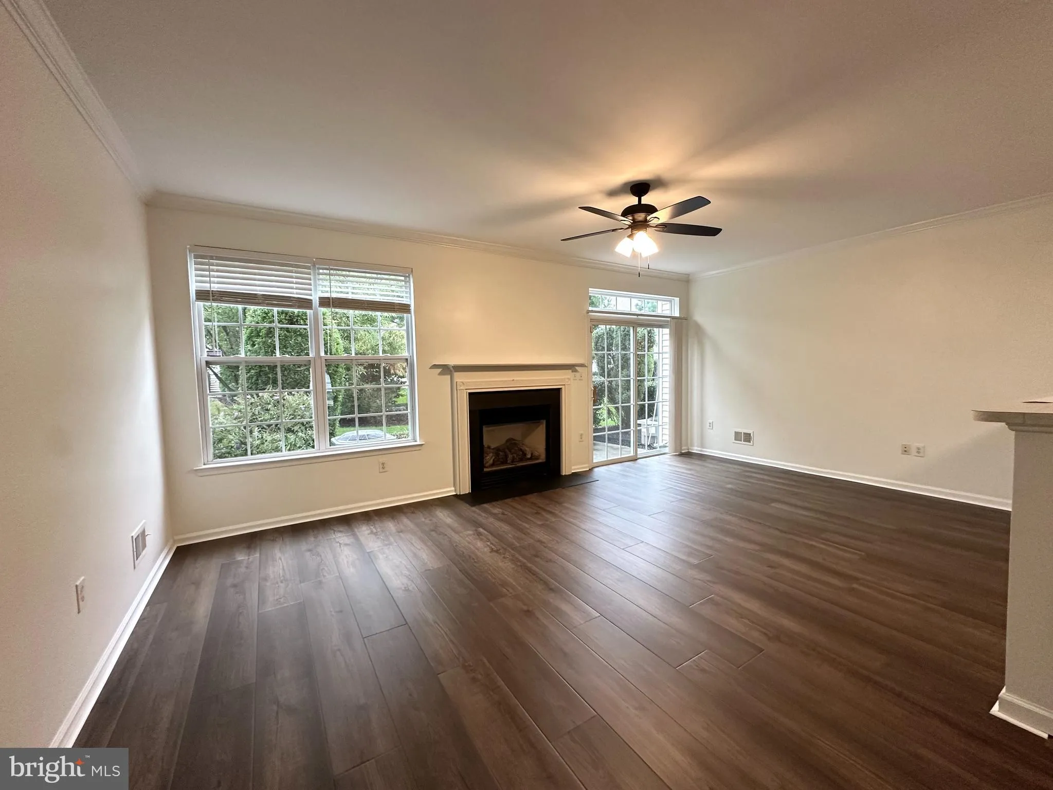 Cinnaminson, New Jersey 08077, United States, 3 Bedrooms Bedrooms, ,3 BathroomsBathrooms,Residential,Active,190166