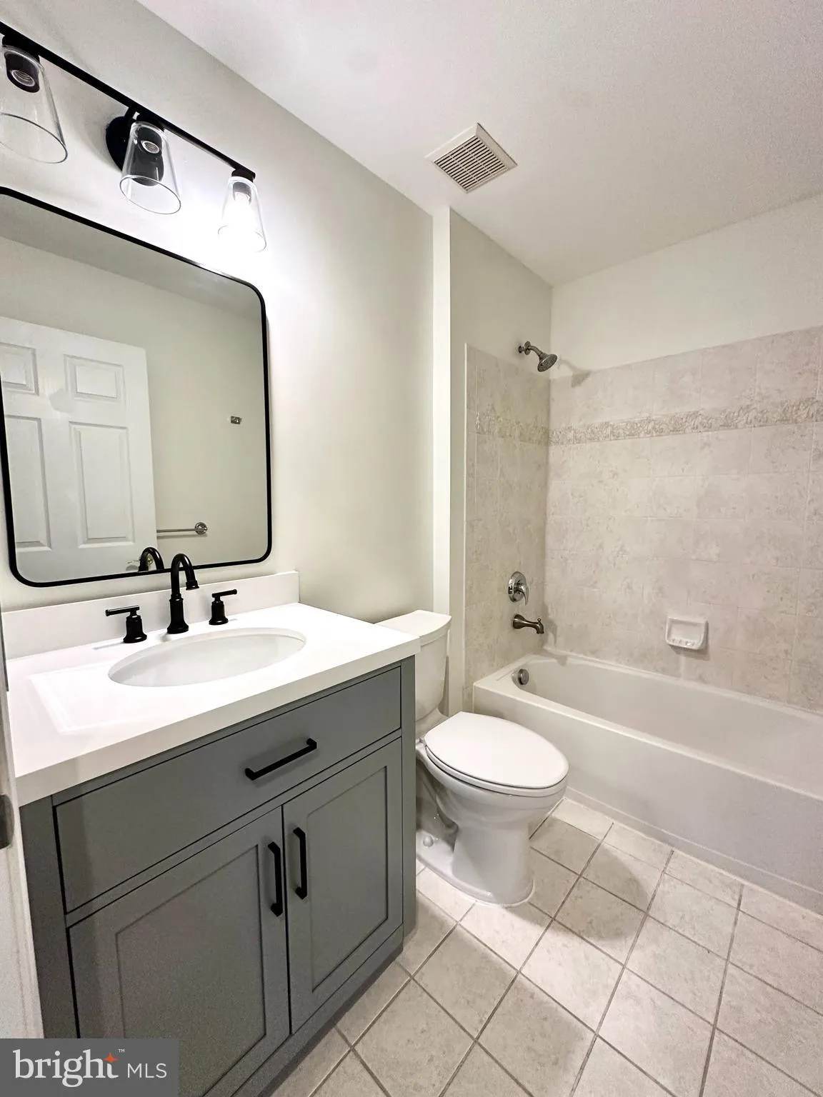 Cinnaminson, New Jersey 08077, United States, 3 Bedrooms Bedrooms, ,3 BathroomsBathrooms,Residential,Active,190166