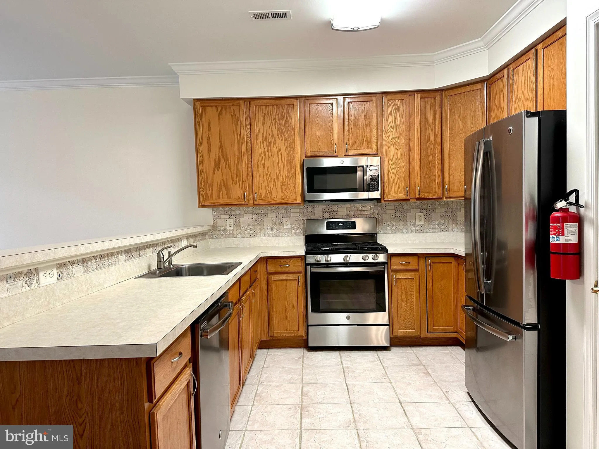 Cinnaminson, New Jersey 08077, United States, 3 Bedrooms Bedrooms, ,3 BathroomsBathrooms,Residential,Active,190166