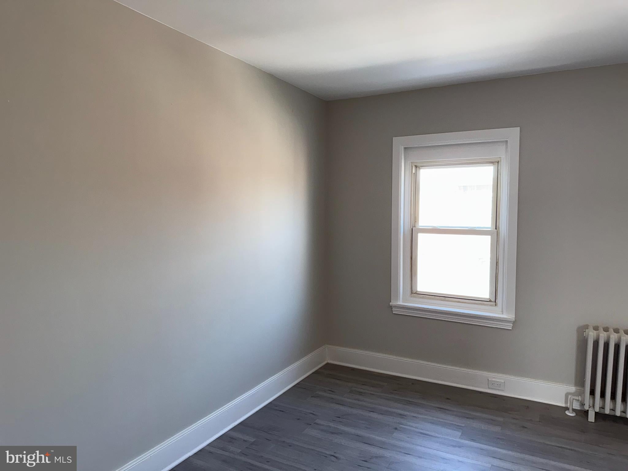 706 CHAIN STREET 3