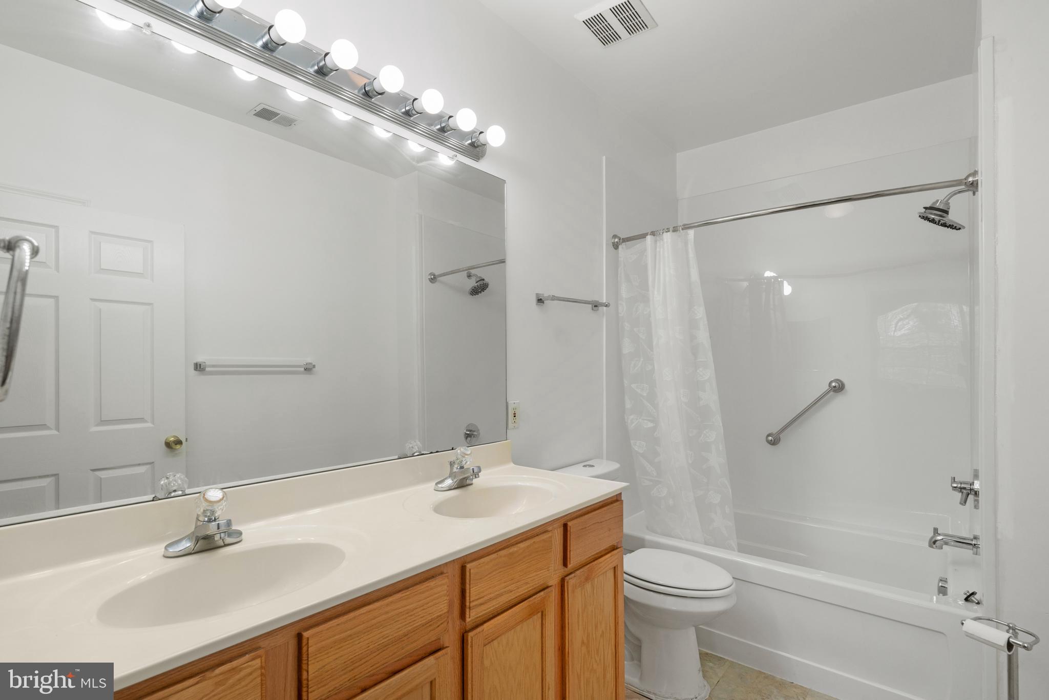 VILLAGE AT WAUGH CHAPEL - Residential Lease