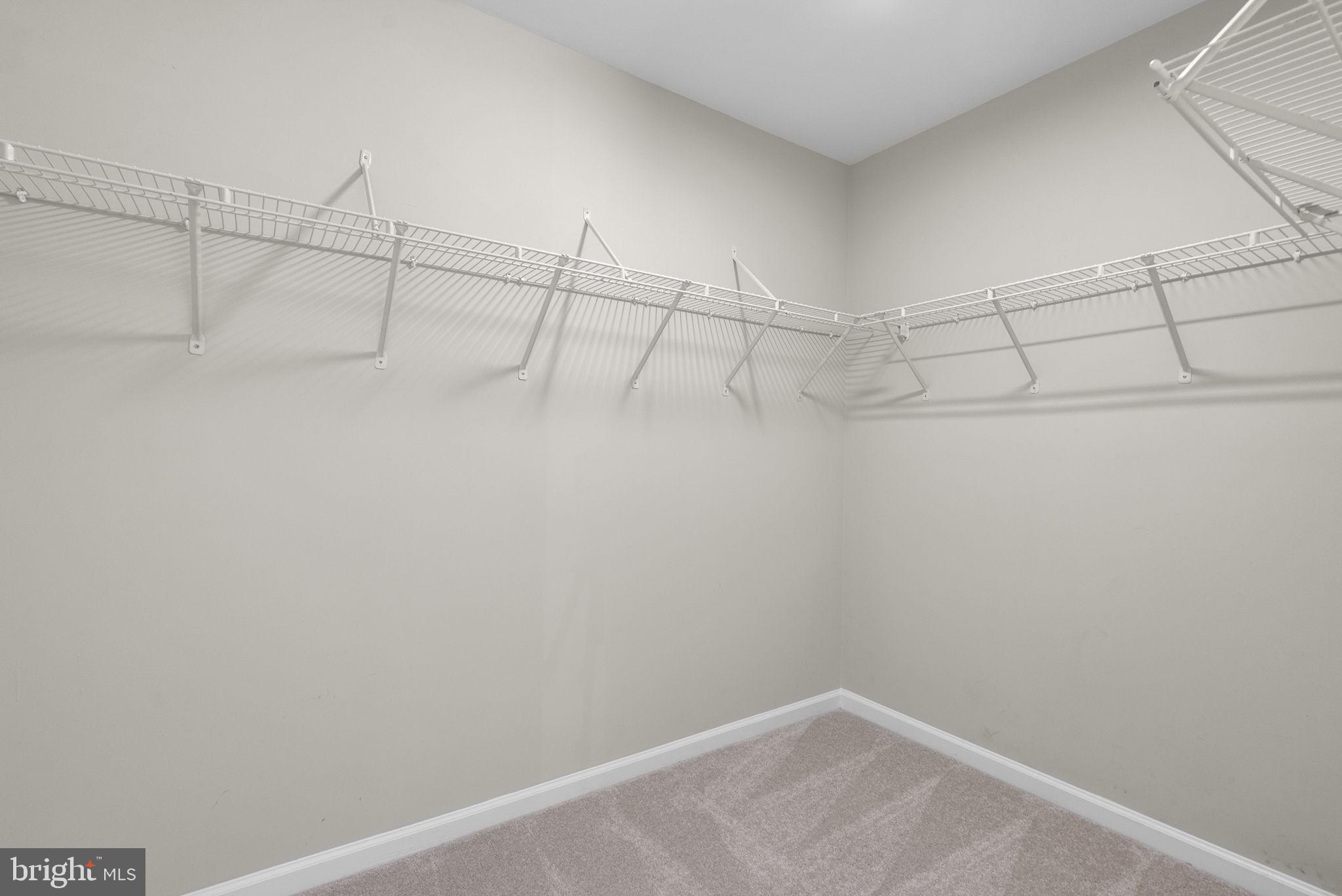 KINGSVIEW VILLAGE - Residential