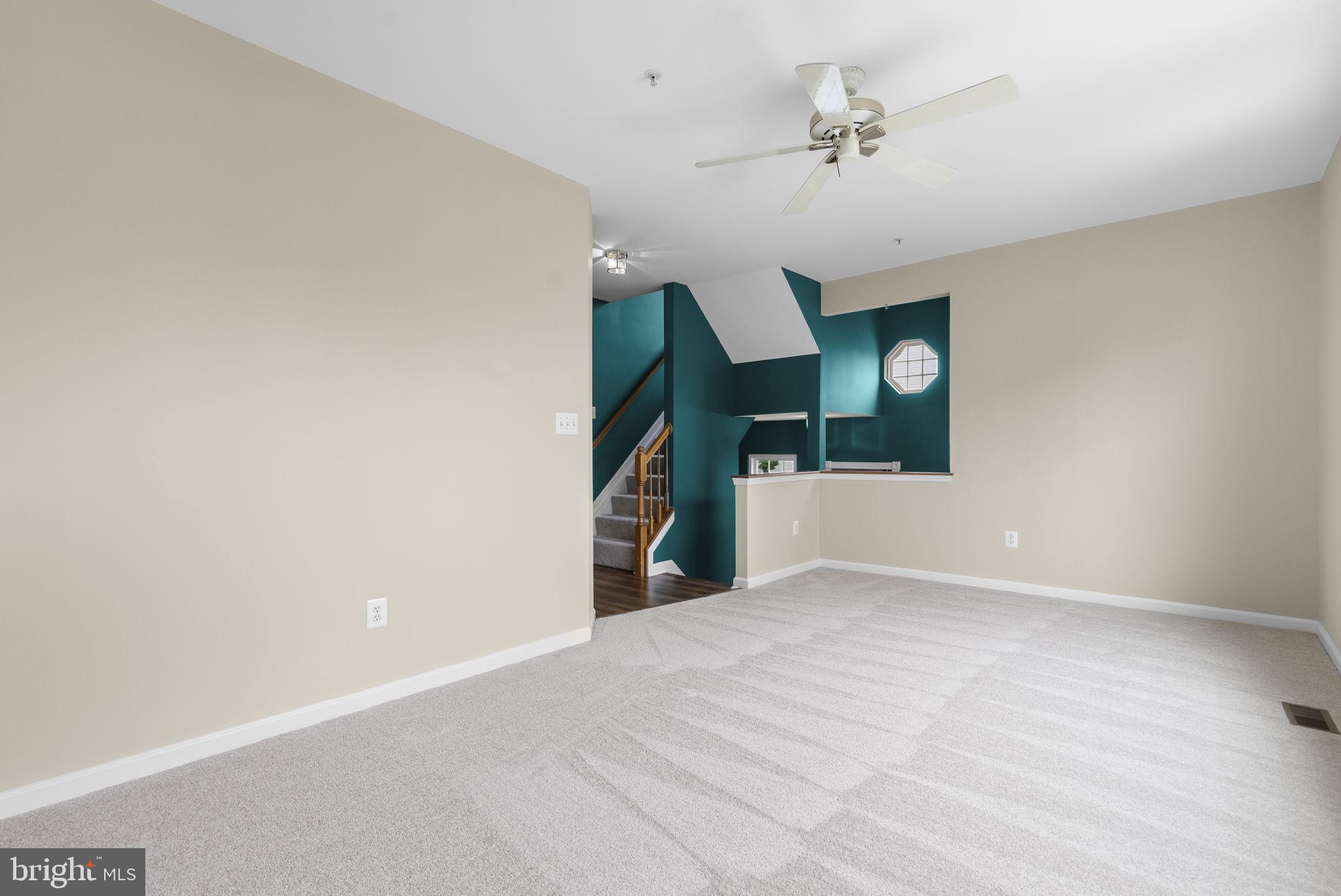 KINGSVIEW VILLAGE - Residential