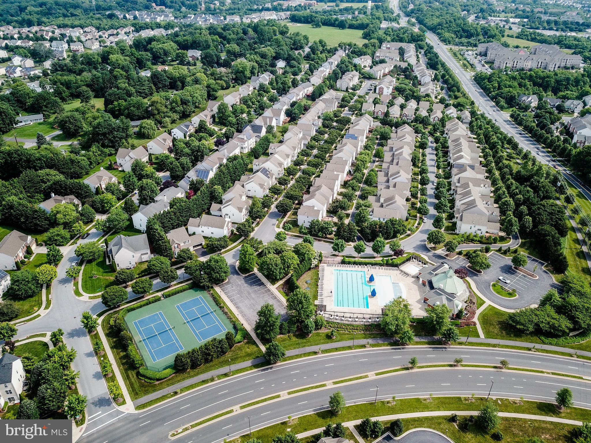 KINGSVIEW VILLAGE - Residential