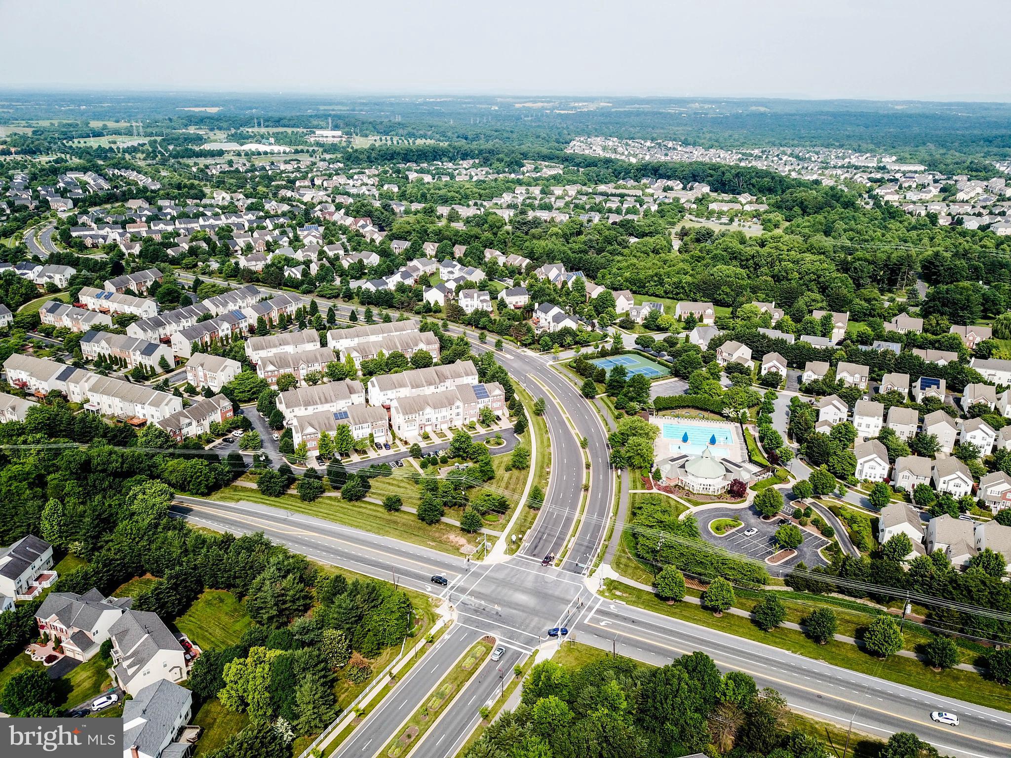 KINGSVIEW VILLAGE - Residential