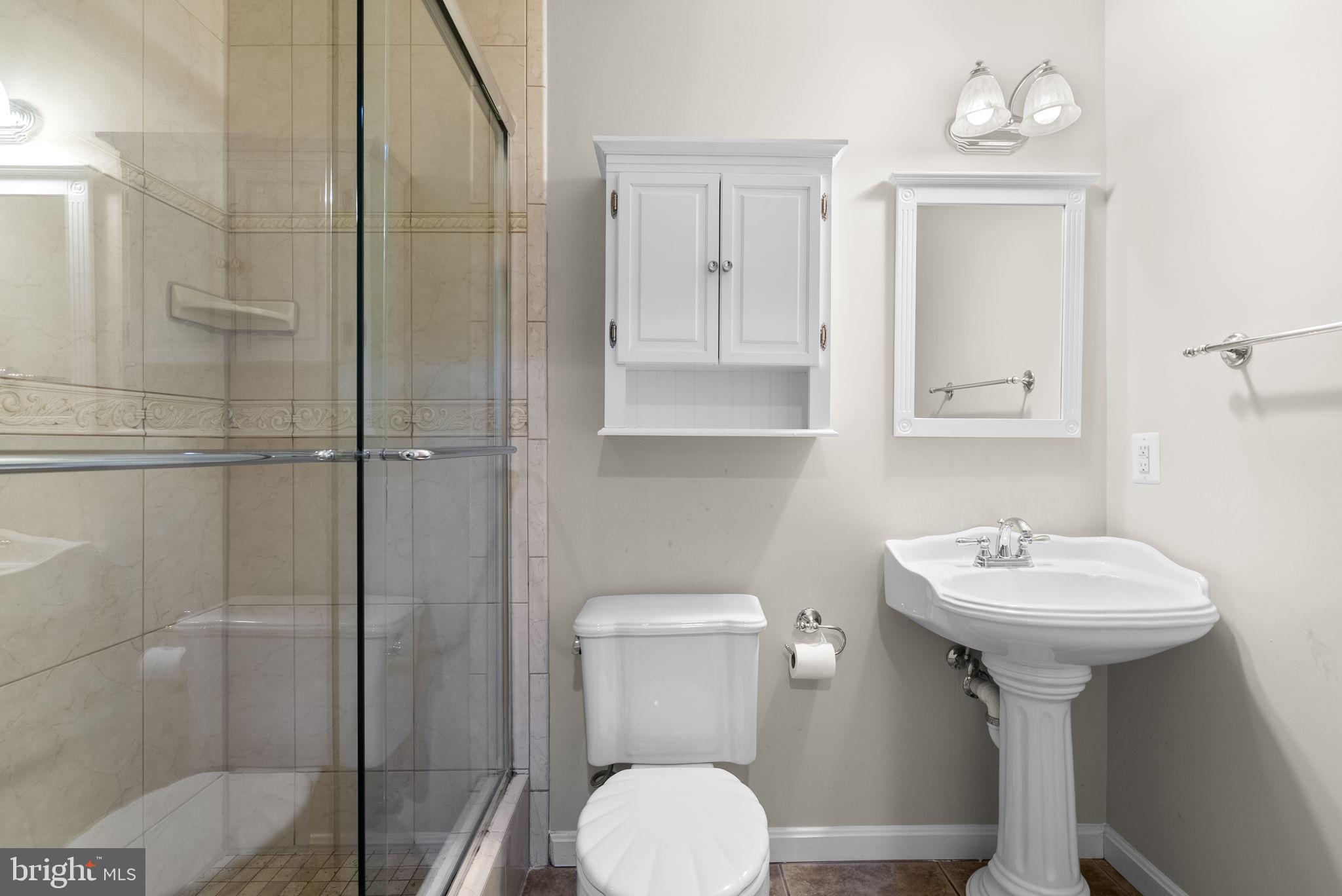 KINGSVIEW VILLAGE - Residential