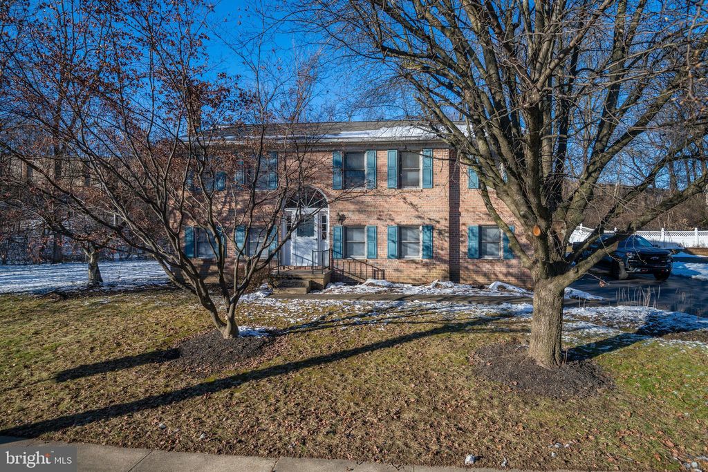 Photo of 1957 Lincoln Avenue, WYOMISSING, PA 19610 (MLS # PABK2067372)
