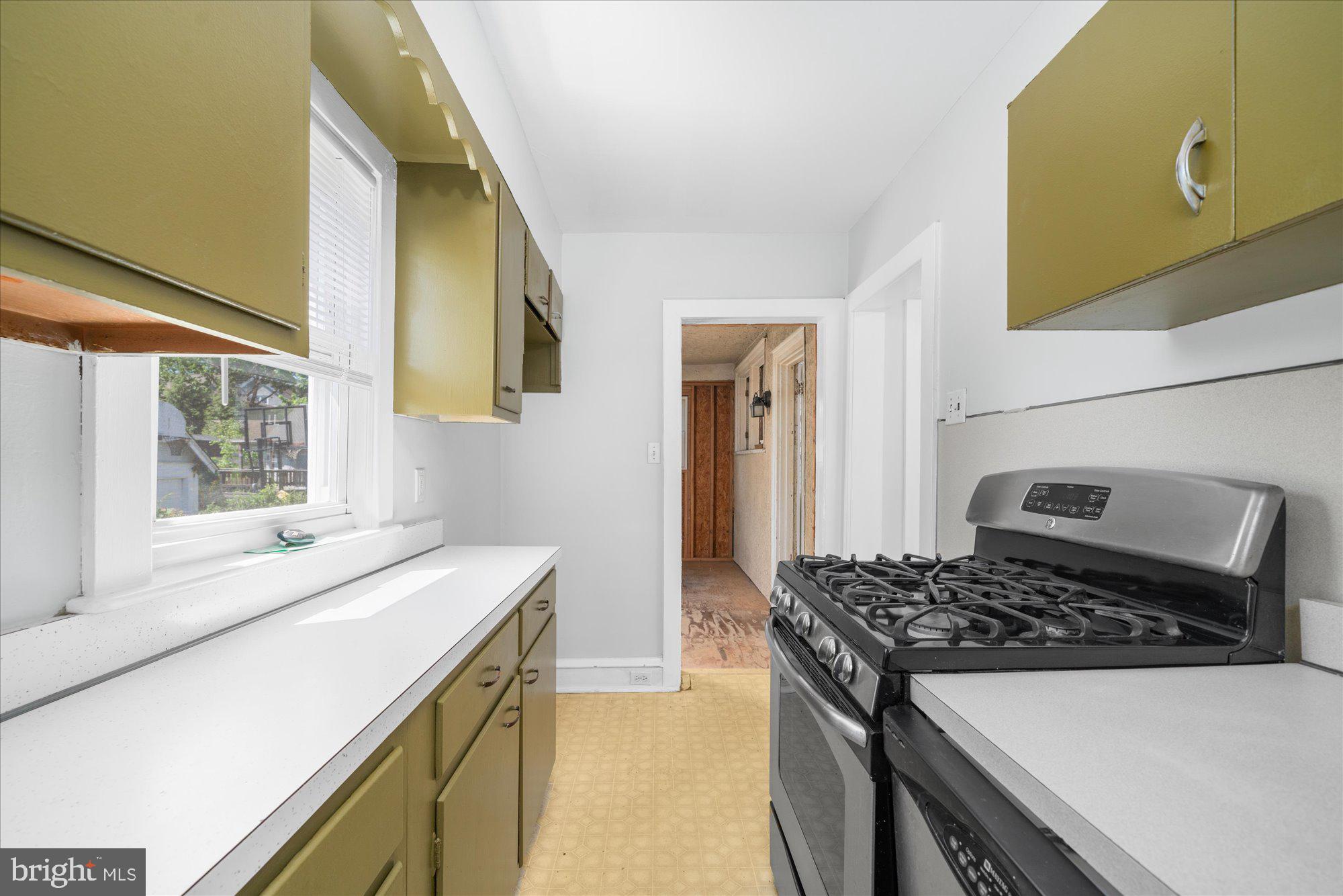 BROOKLINE - Residential