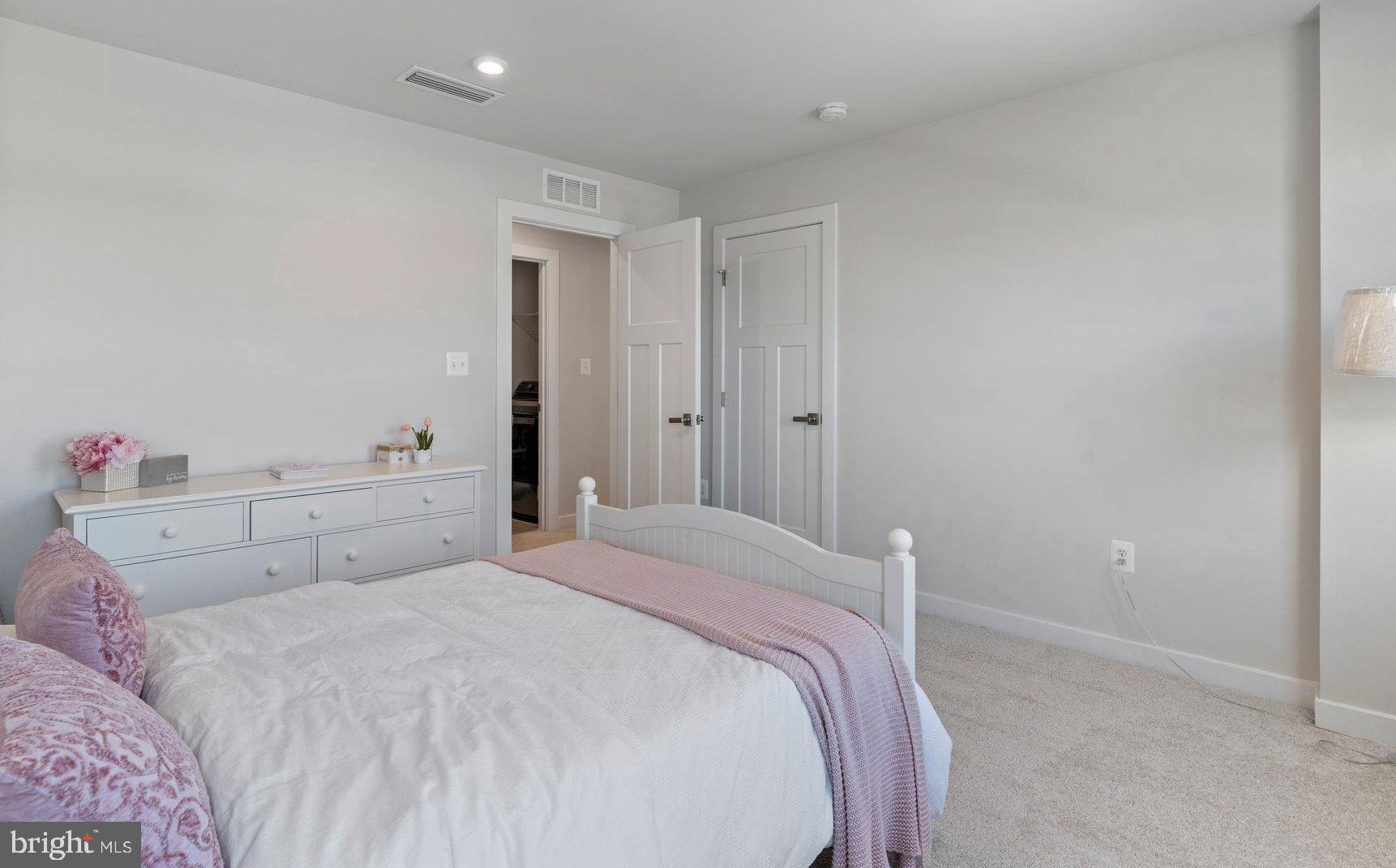 HOPYARD FARM - Residential