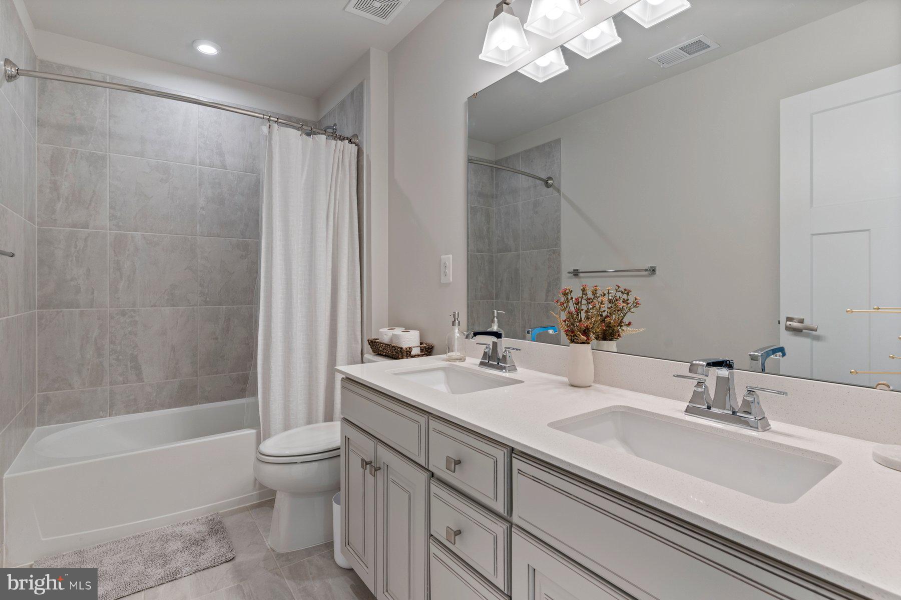 HOPYARD FARM - Residential