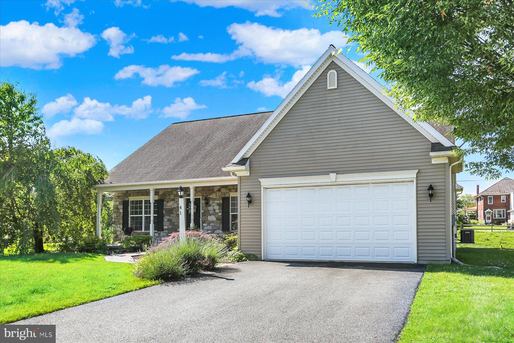 41 UNION CREST DRIVE