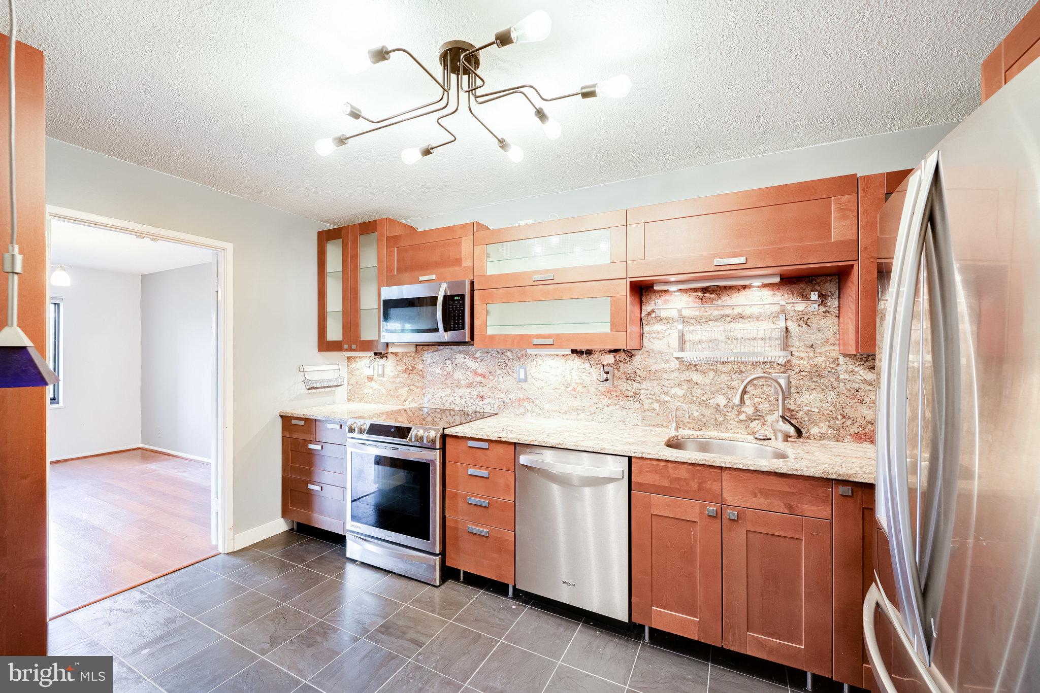 WATERGATE AT LANDMARK - Residential