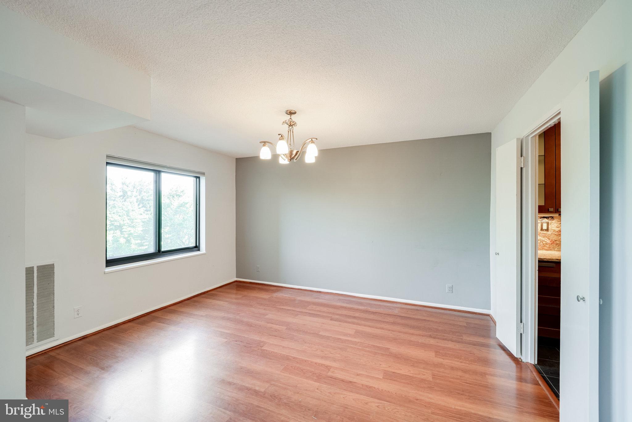 WATERGATE AT LANDMARK - Residential