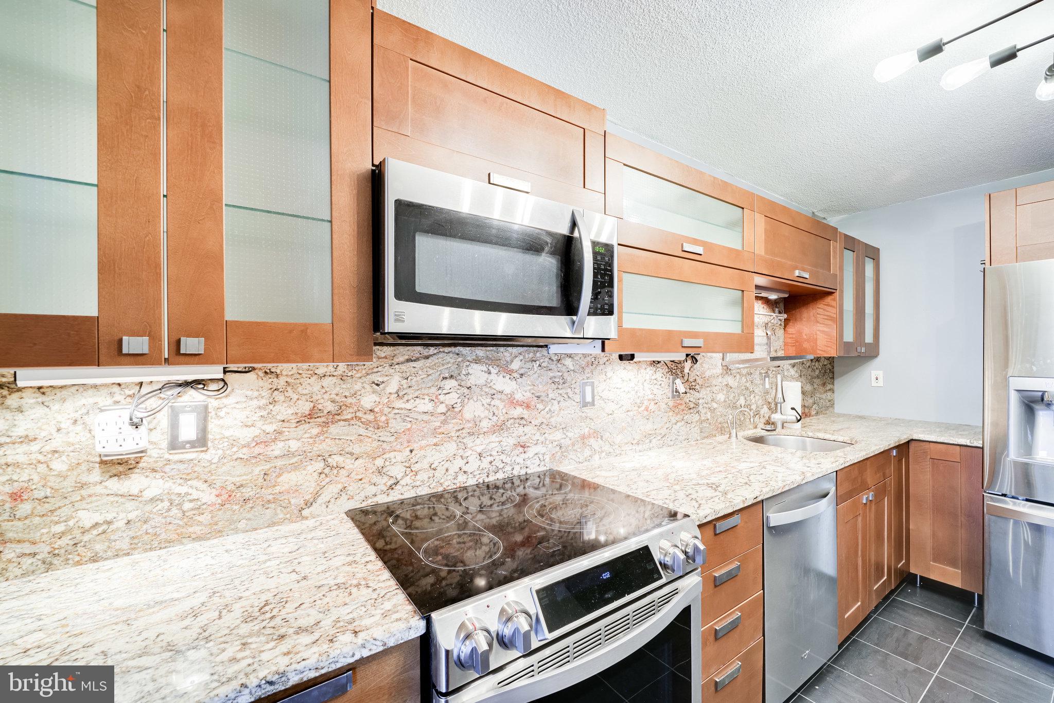 WATERGATE AT LANDMARK - Residential