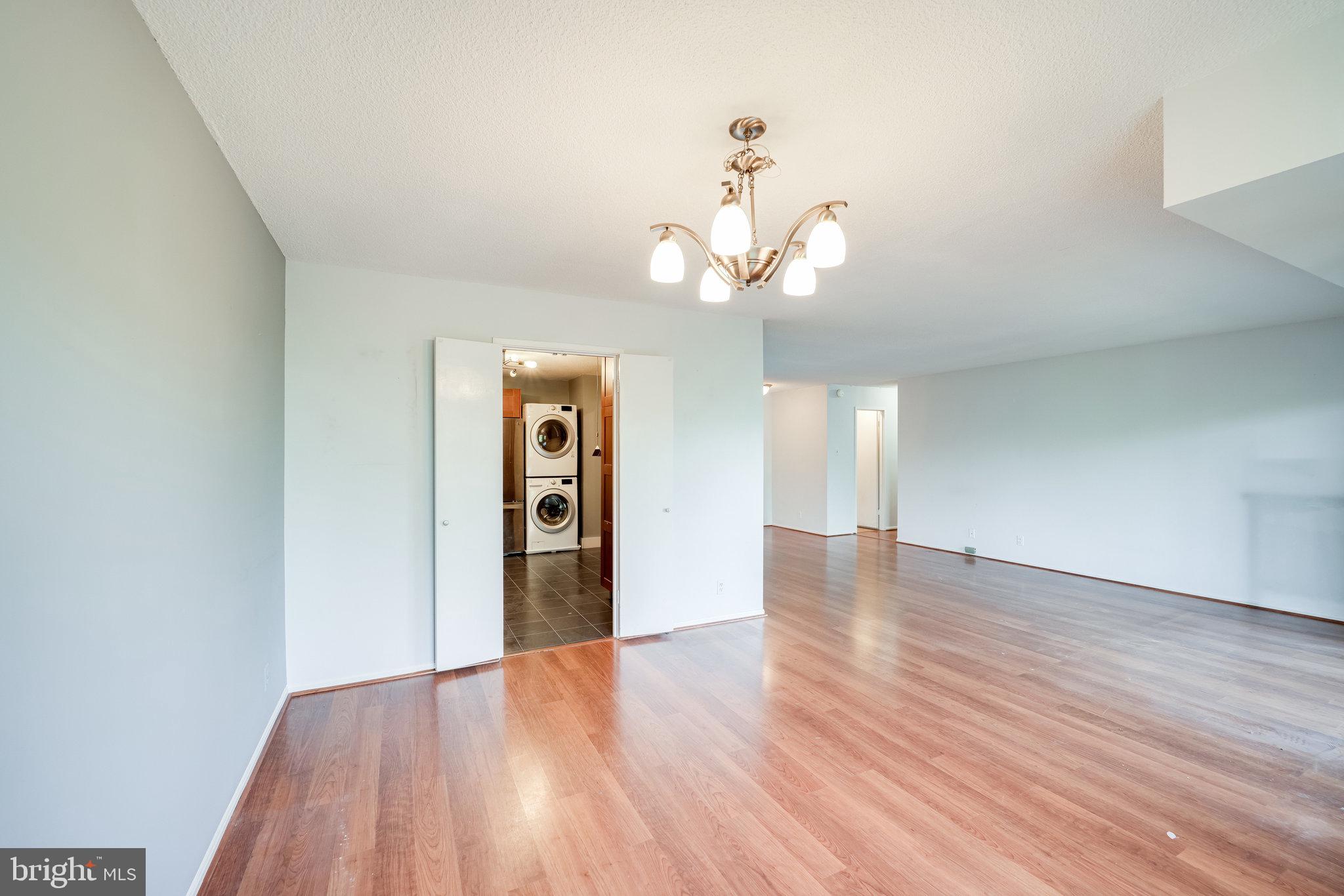 WATERGATE AT LANDMARK - Residential