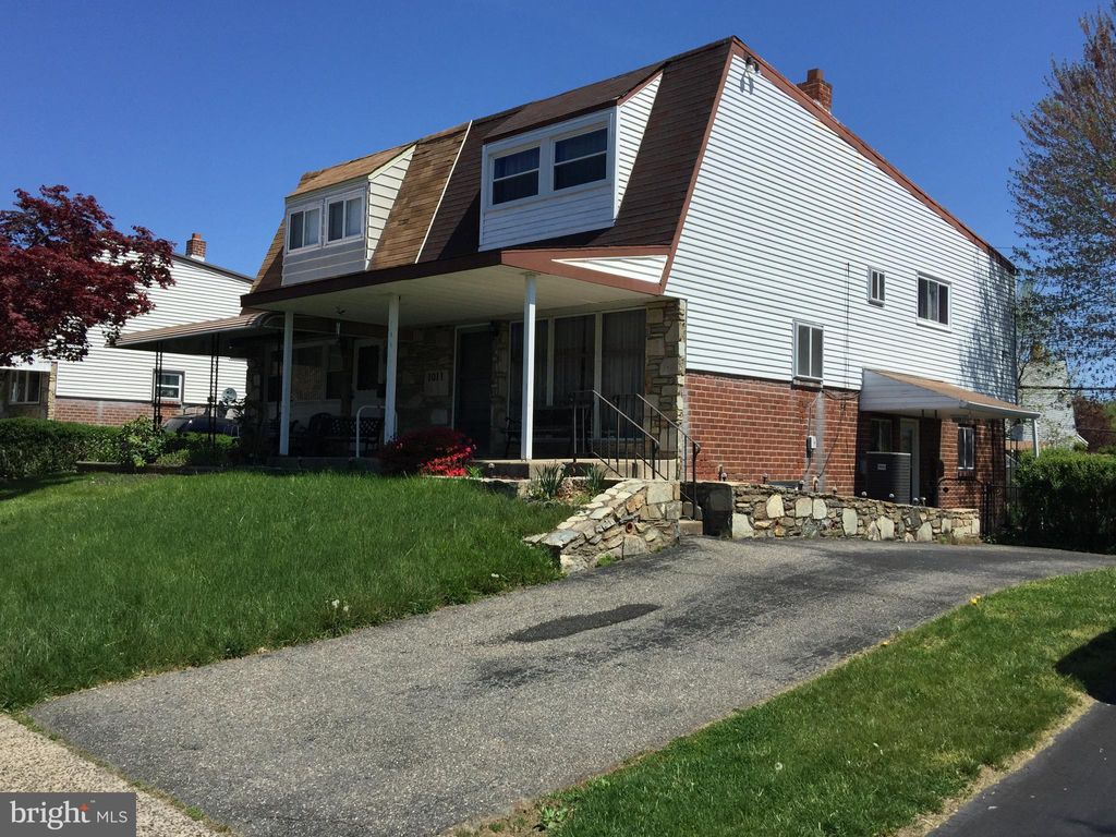 Photo of 1011 Foster Street, PHILADELPHIA, PA 19116 (MLS # PAPH2593352)