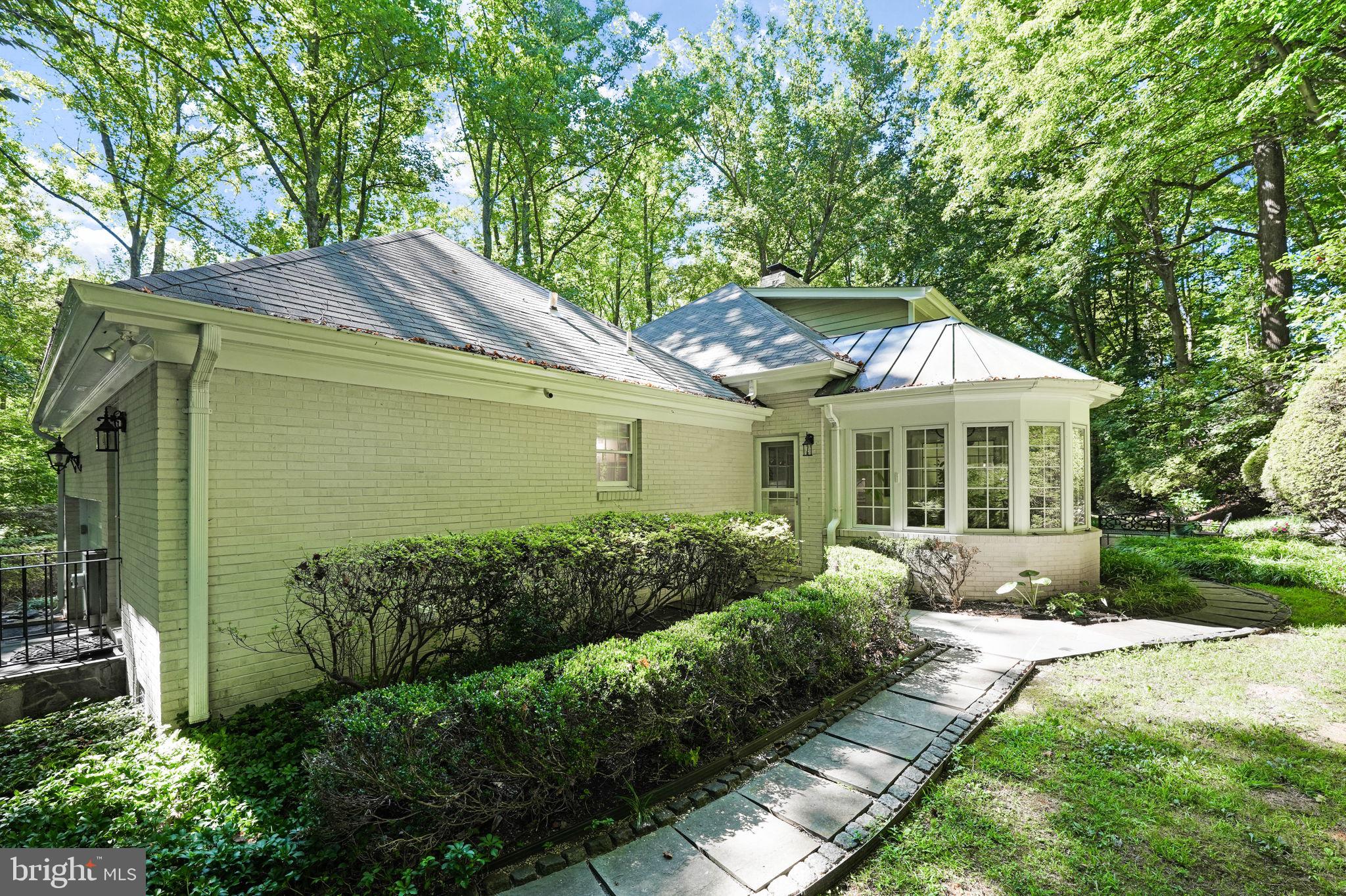 PROSPECT HILLS - Residential