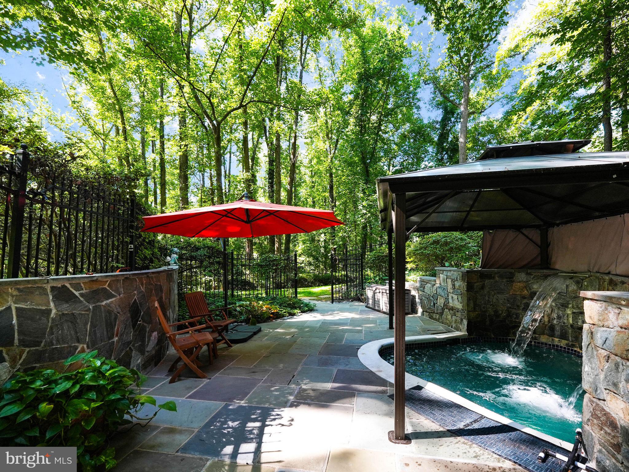 PROSPECT HILLS - Residential