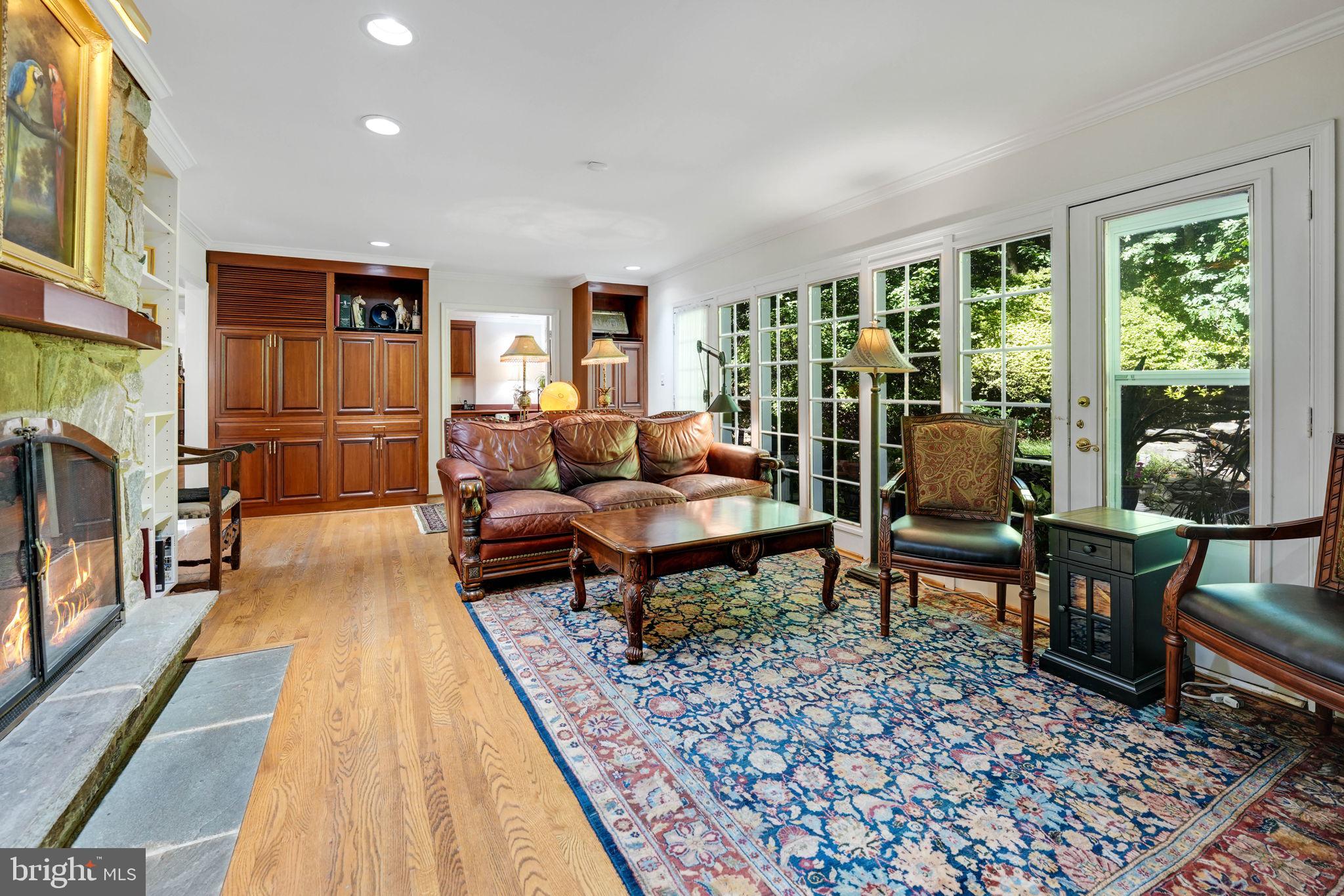 PROSPECT HILLS - Residential