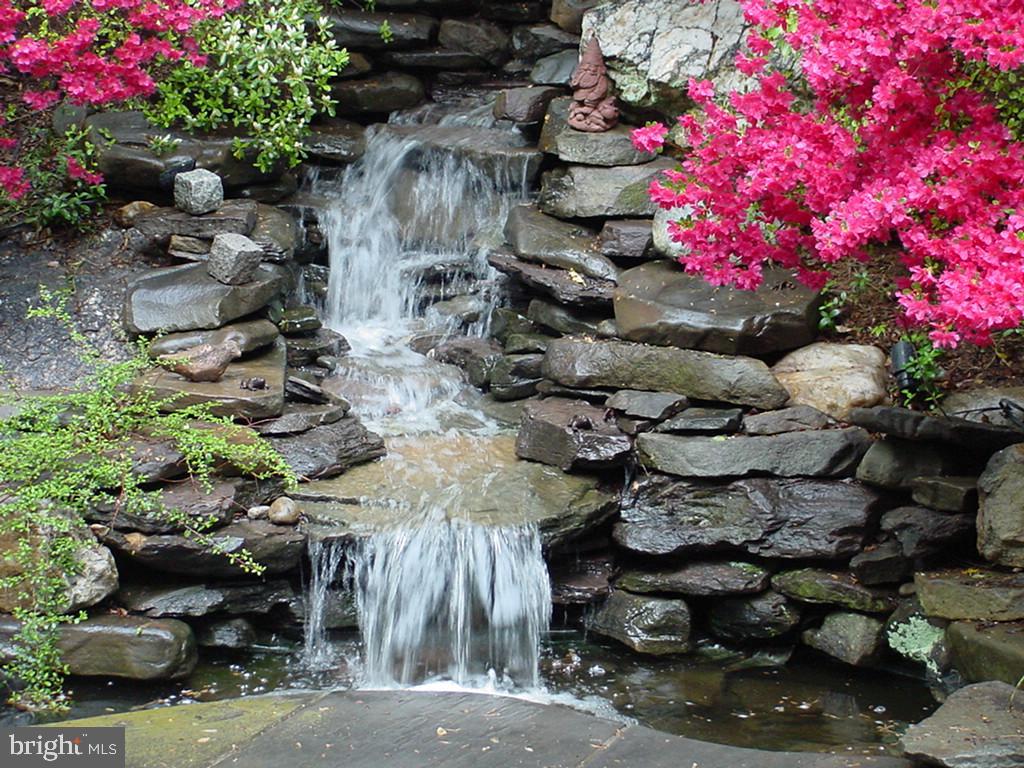 PROSPECT HILLS - Residential