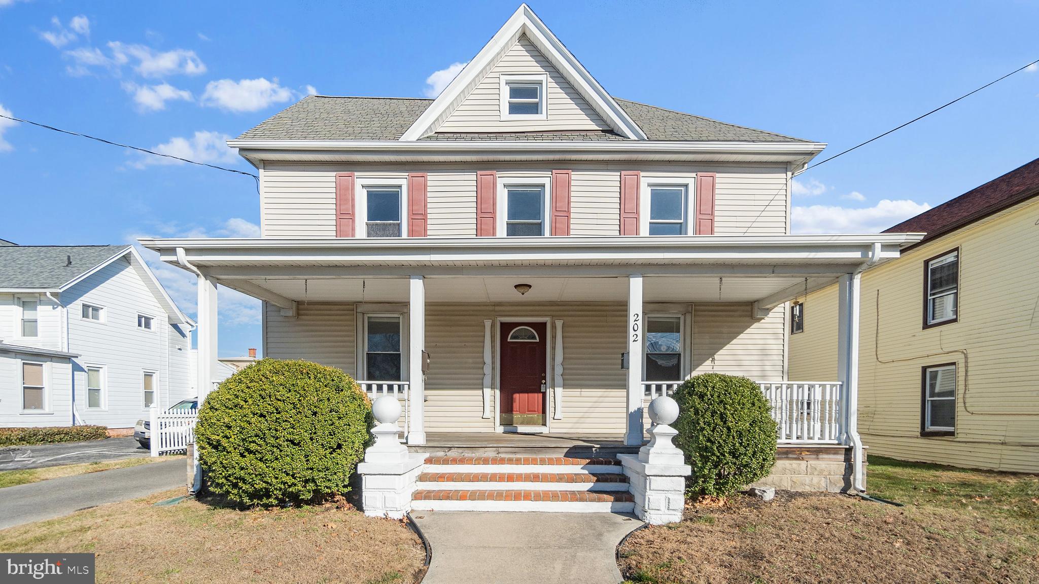 MARYLAND AVENUE - Residential
