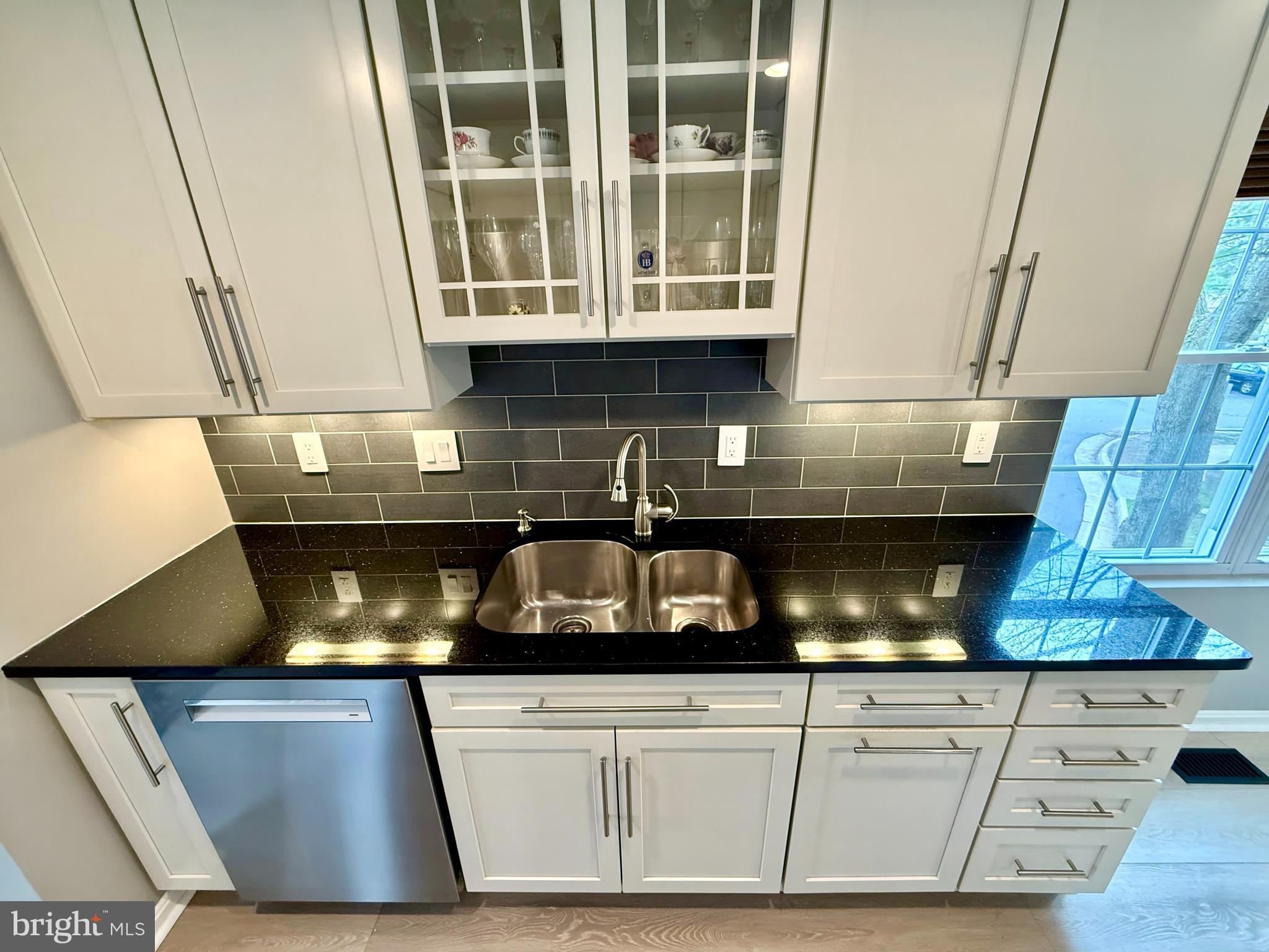 HERITAGE HILL OF ALEXANDRIA - Residential