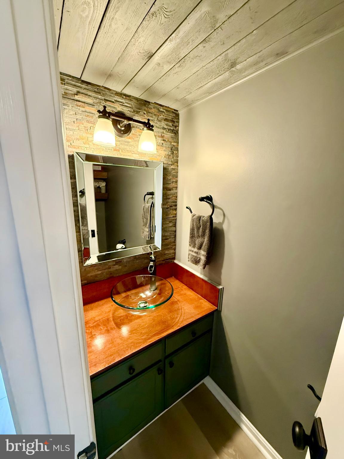 HERITAGE HILL OF ALEXANDRIA - Residential