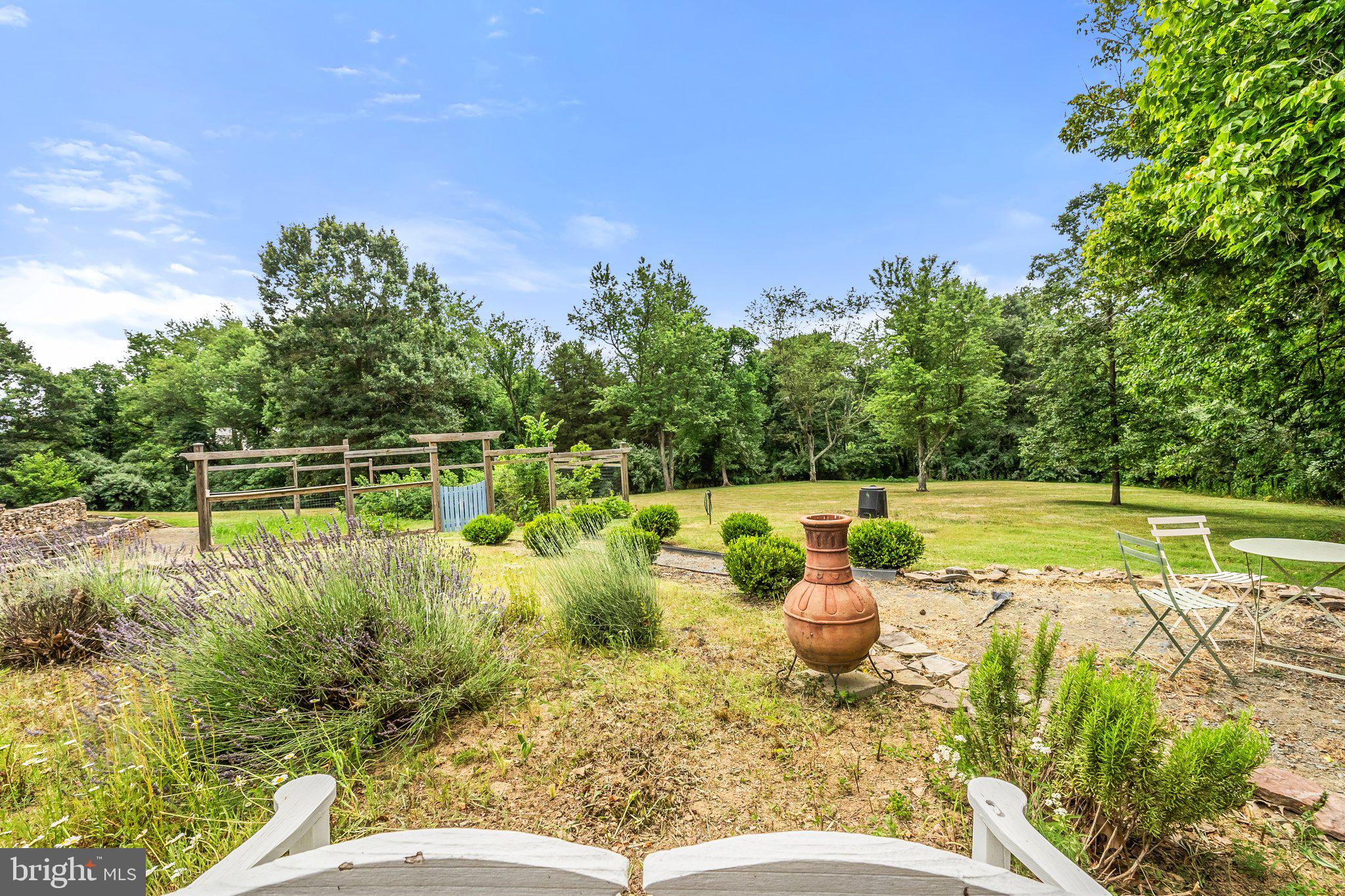 PHILOMONT - Residential