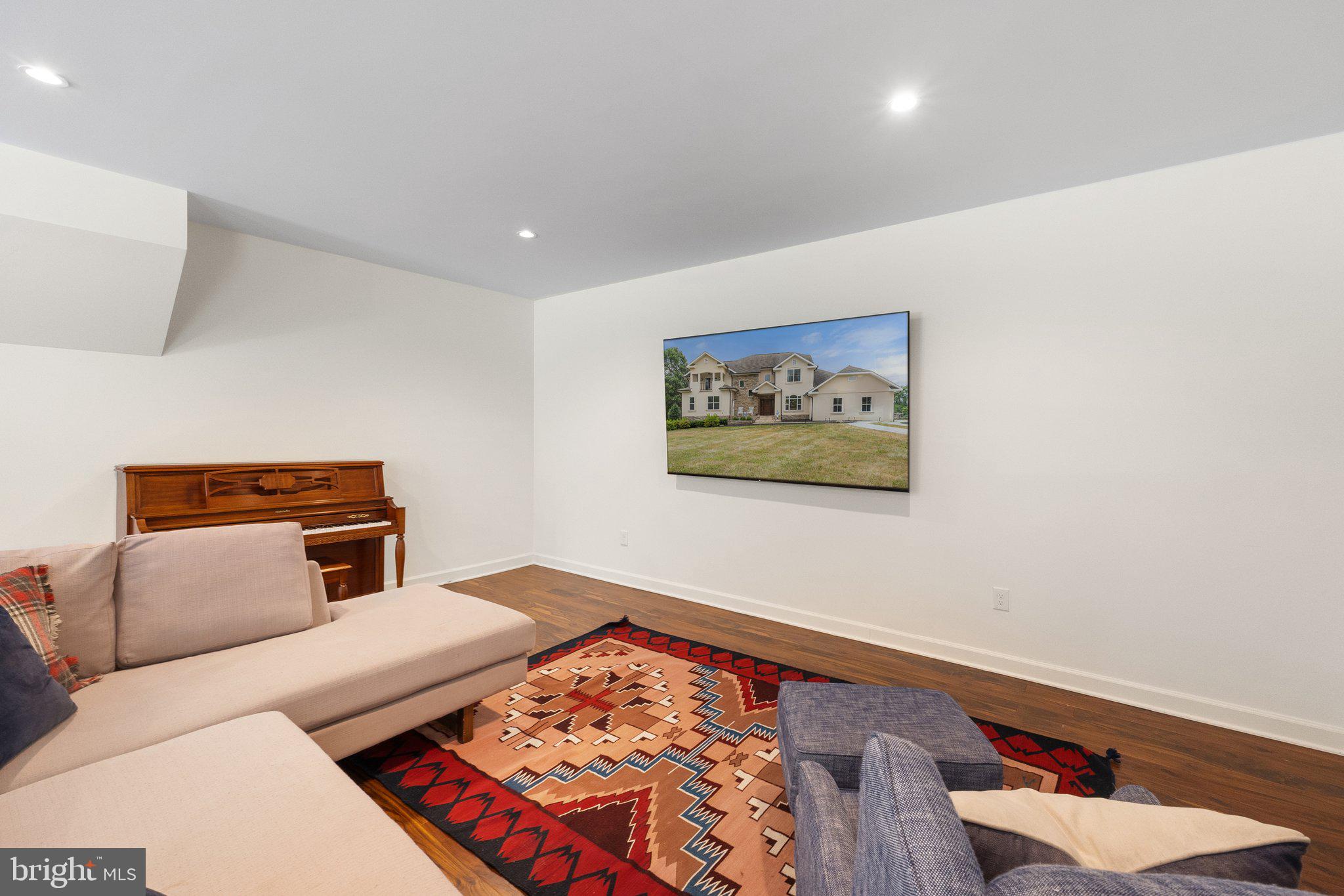 PHILOMONT - Residential