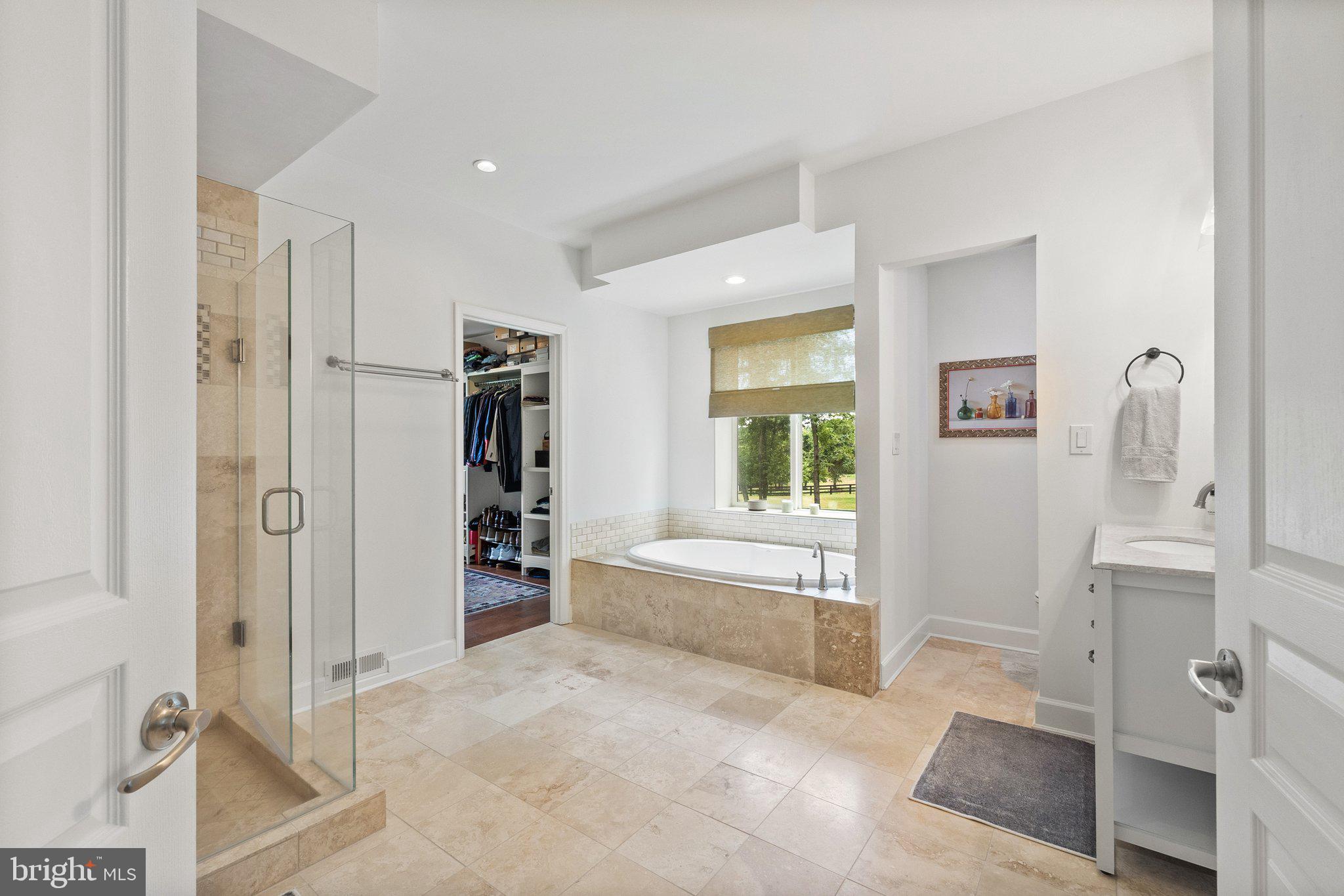 PHILOMONT - Residential