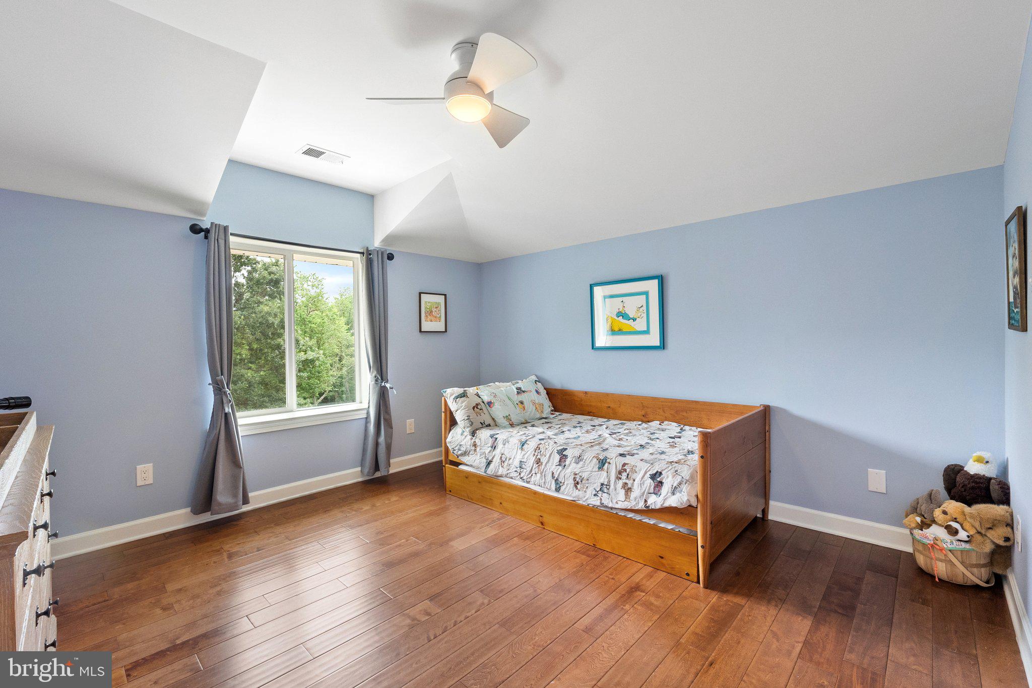 PHILOMONT - Residential